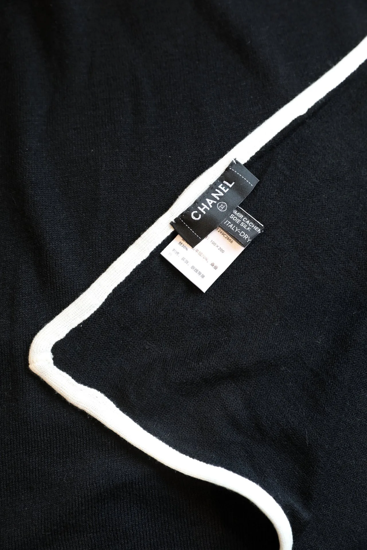 Scarves CHANEL 17991557