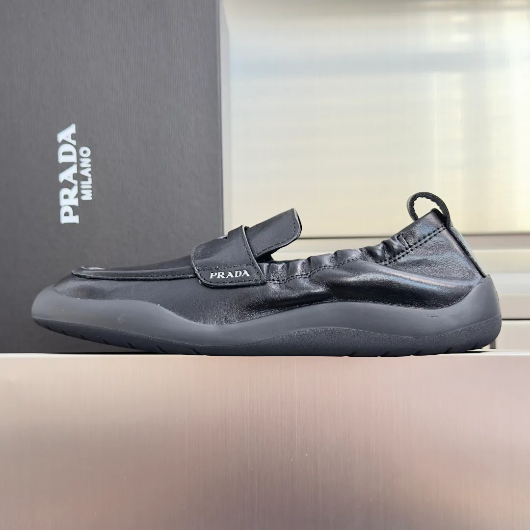 Women's Loafers And Moccasins PRADA 18505126