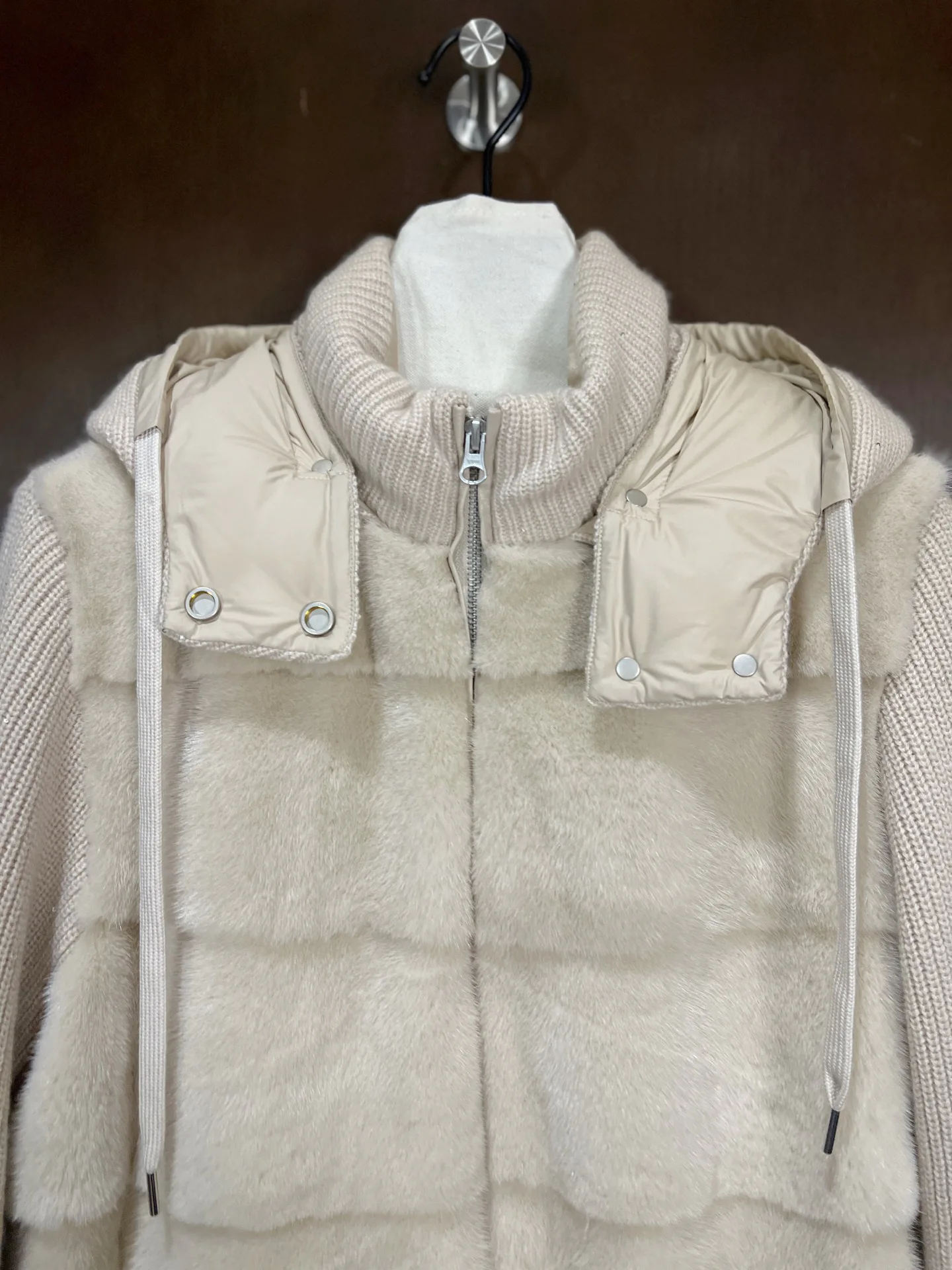 Women's Jackets And Down Jackets LORO PIANA 18198801