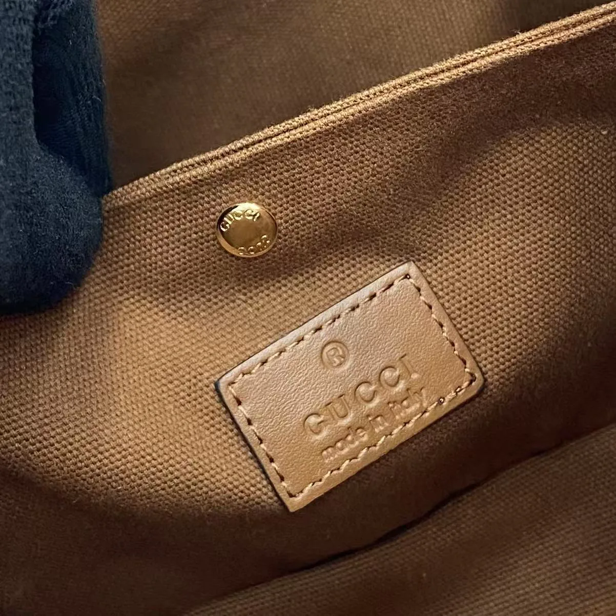 Women's Classic Handbags GUCCI 18404545