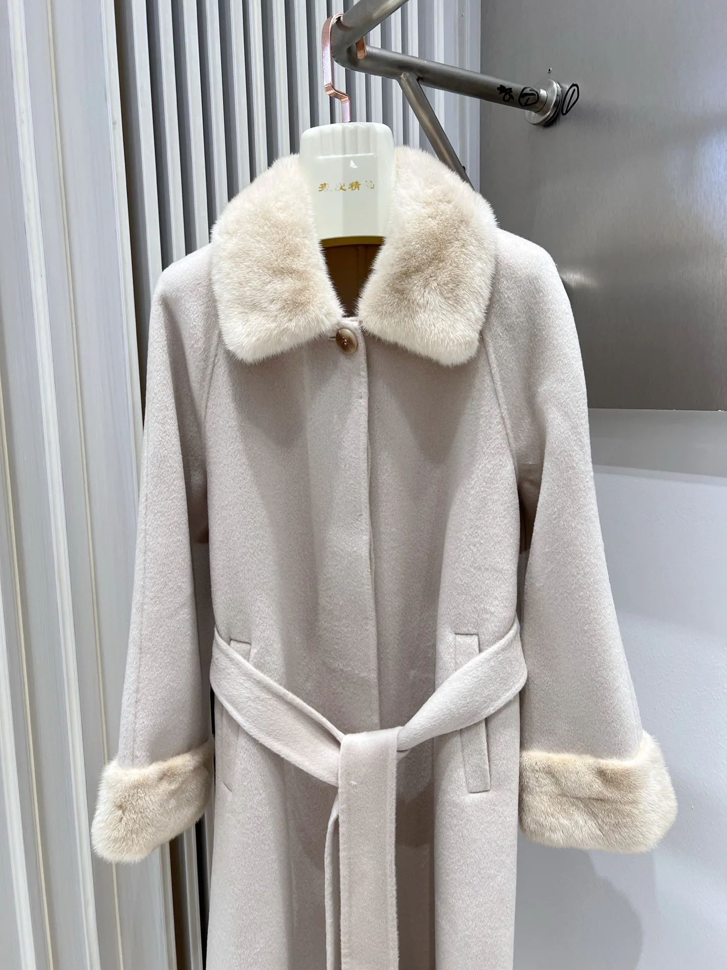 Women's Coats LORO PIANA 18408956