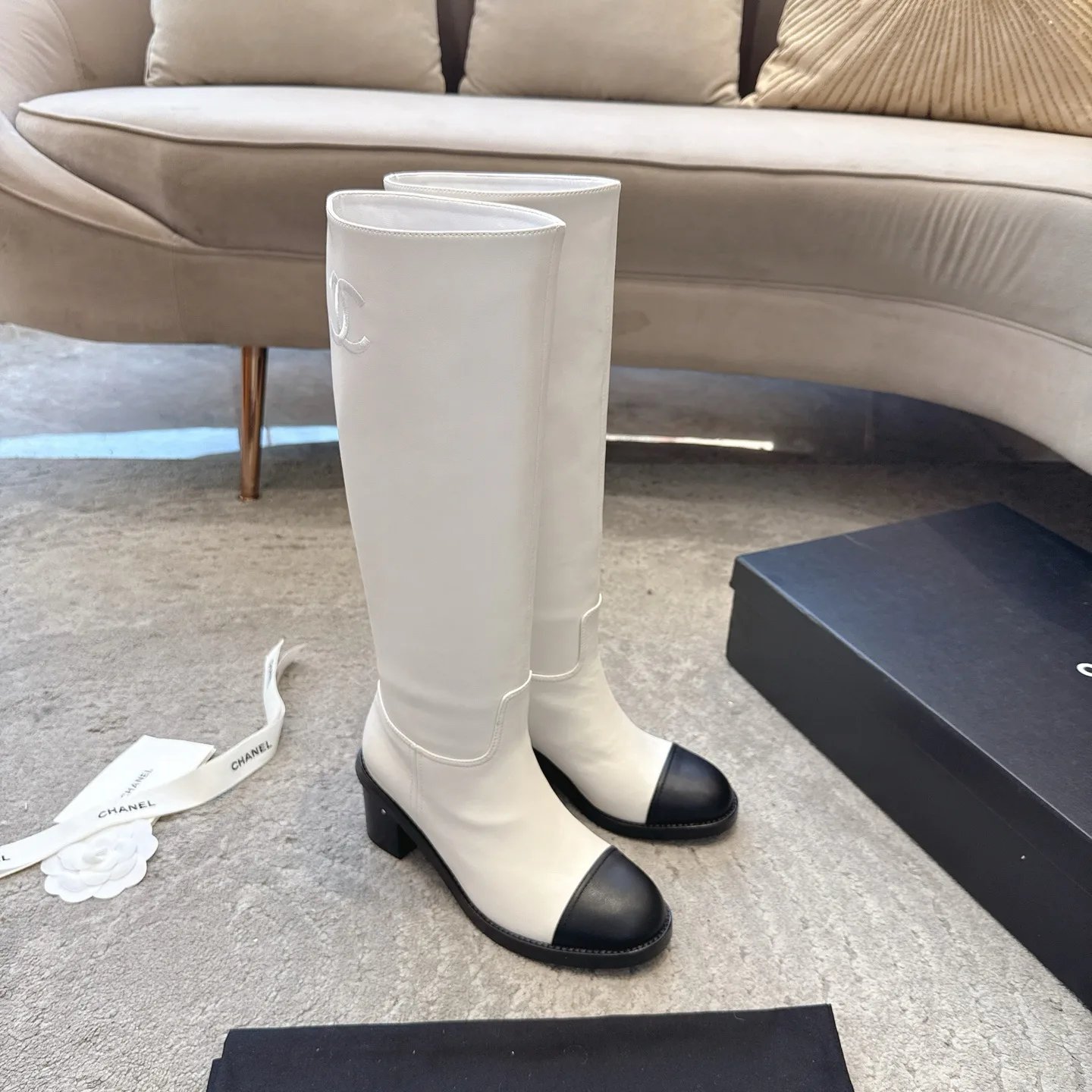 Women's Boots CHANEL 18154566