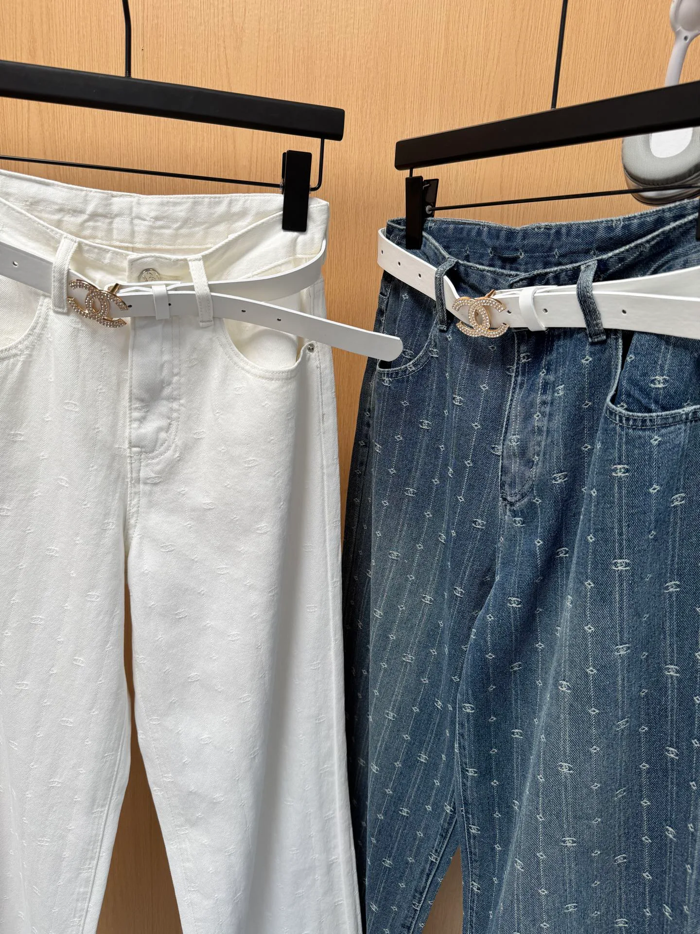 Women's Jeans CHANEL 18138528