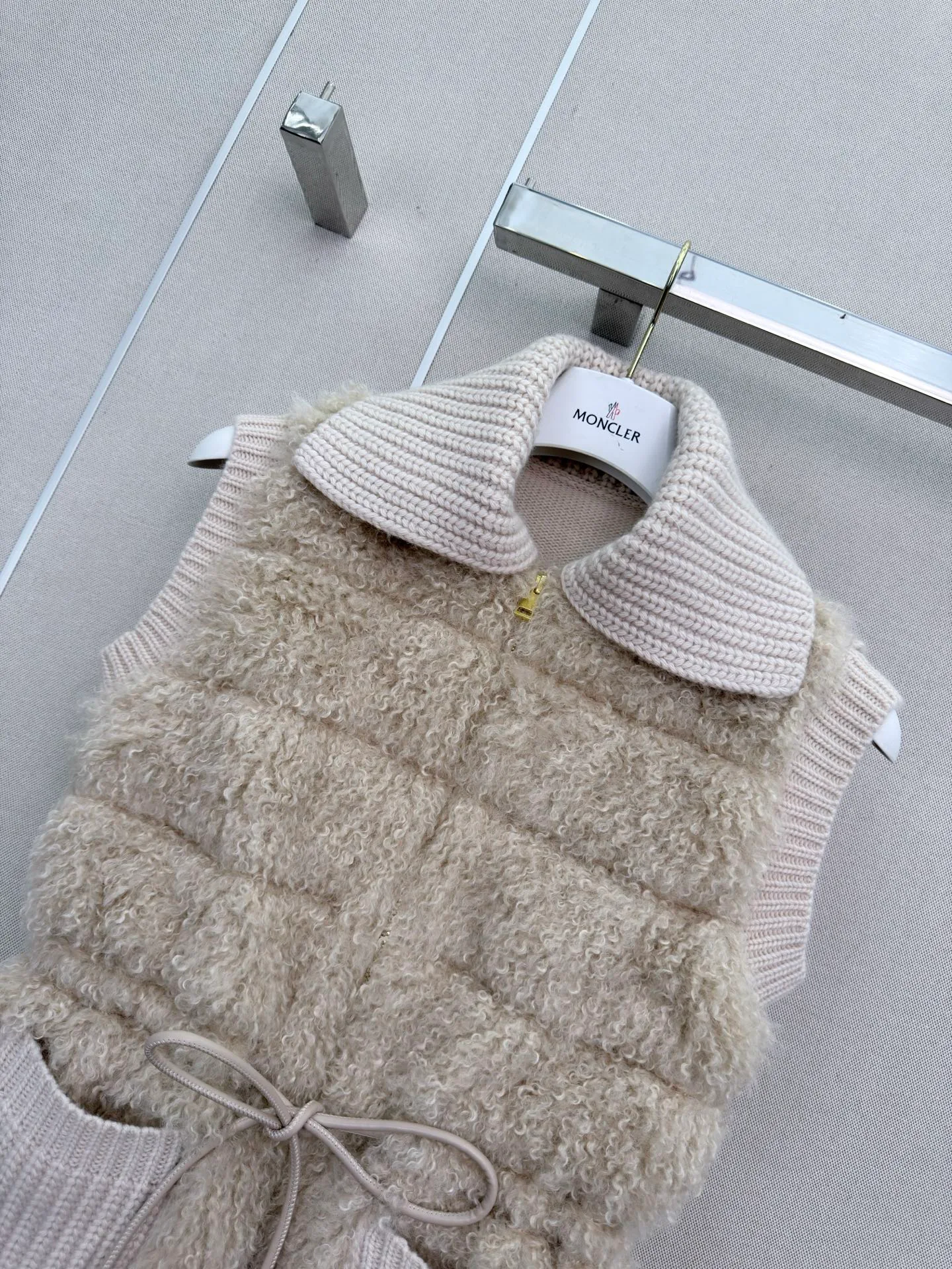 Women's Vests MONCLER 18108848