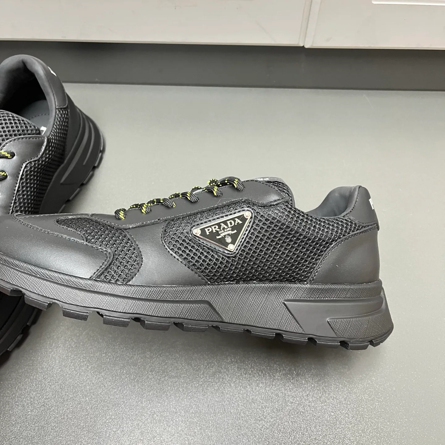 Men's Sneakers PRADA 17636531