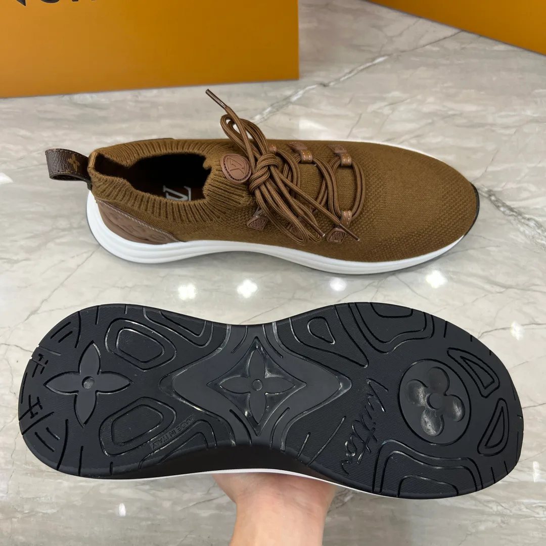Men's Sneakers LOUIS VUITTON 18227062