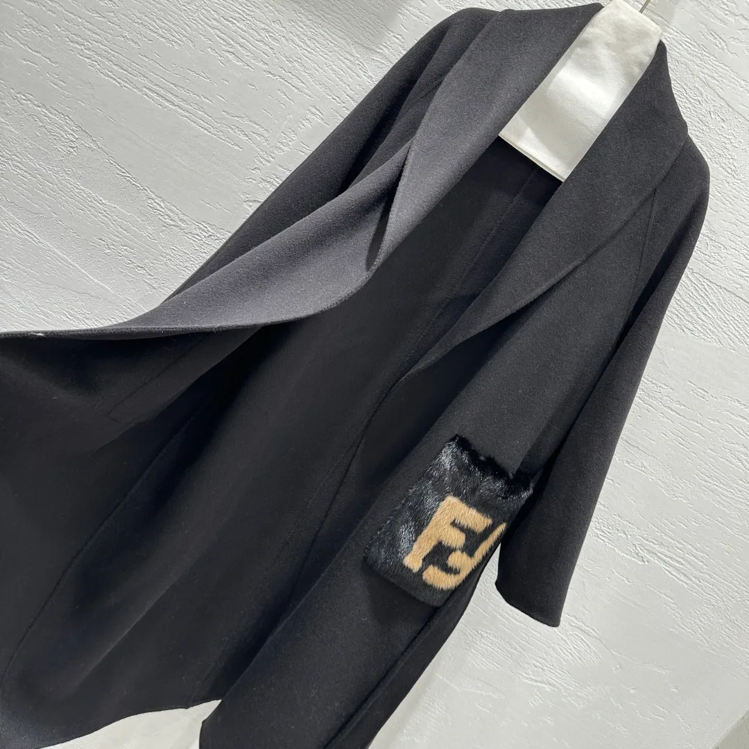 Women's Coats FENDI 18064291