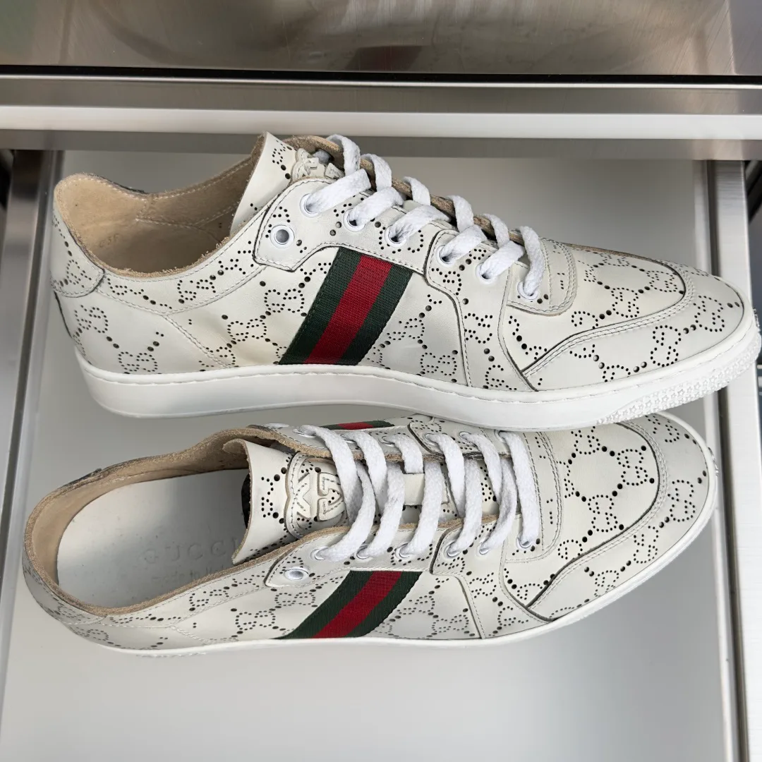 Women's Sneakers GUCCI 19547653
