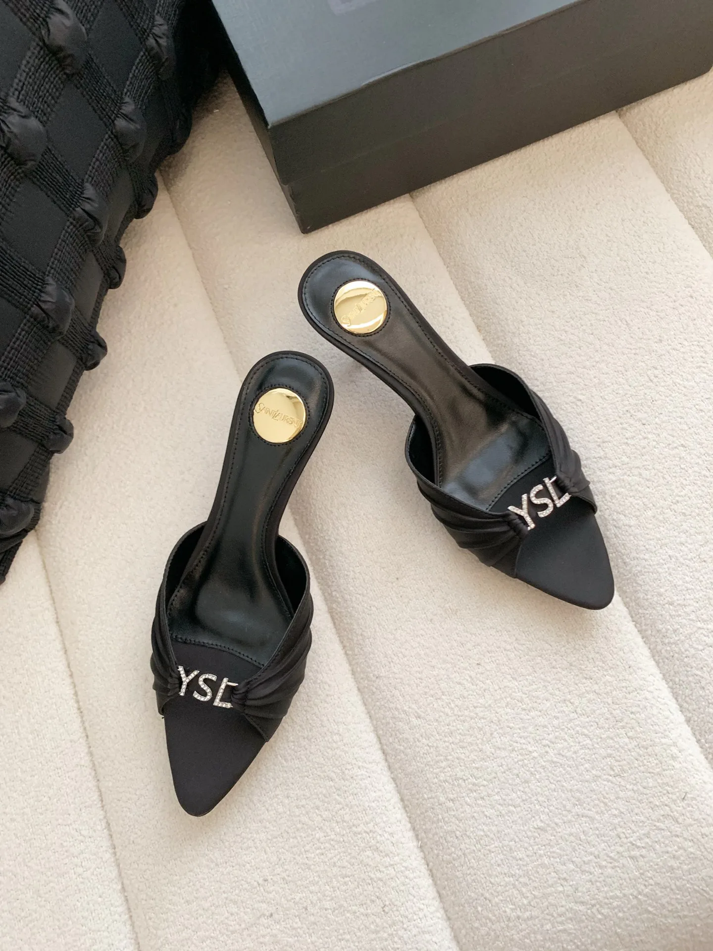 Women's Mules And Clogs SAINT LAURENT 17371762