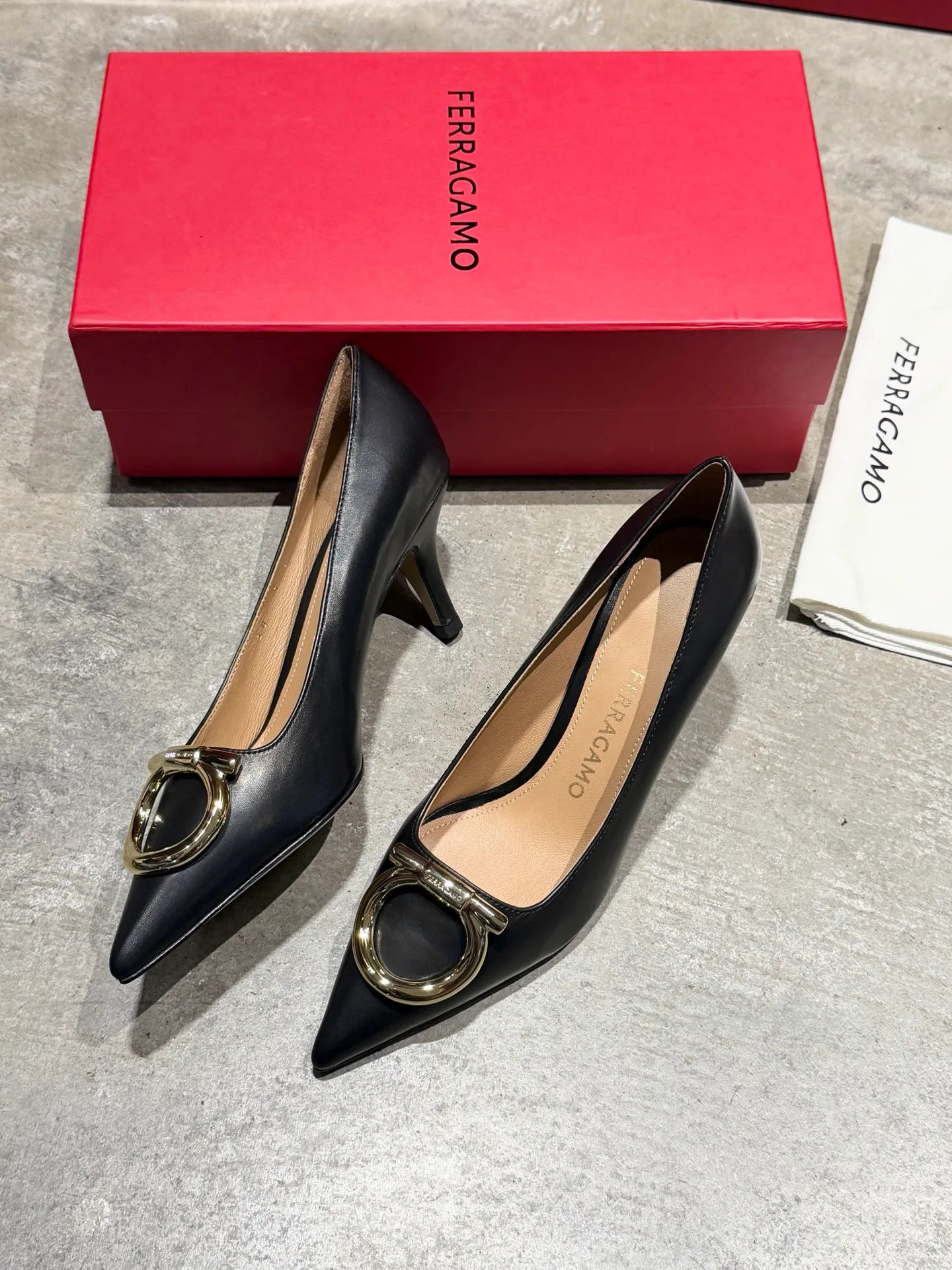 Women's Heels SALVATORE FERRAGAMO 17897967