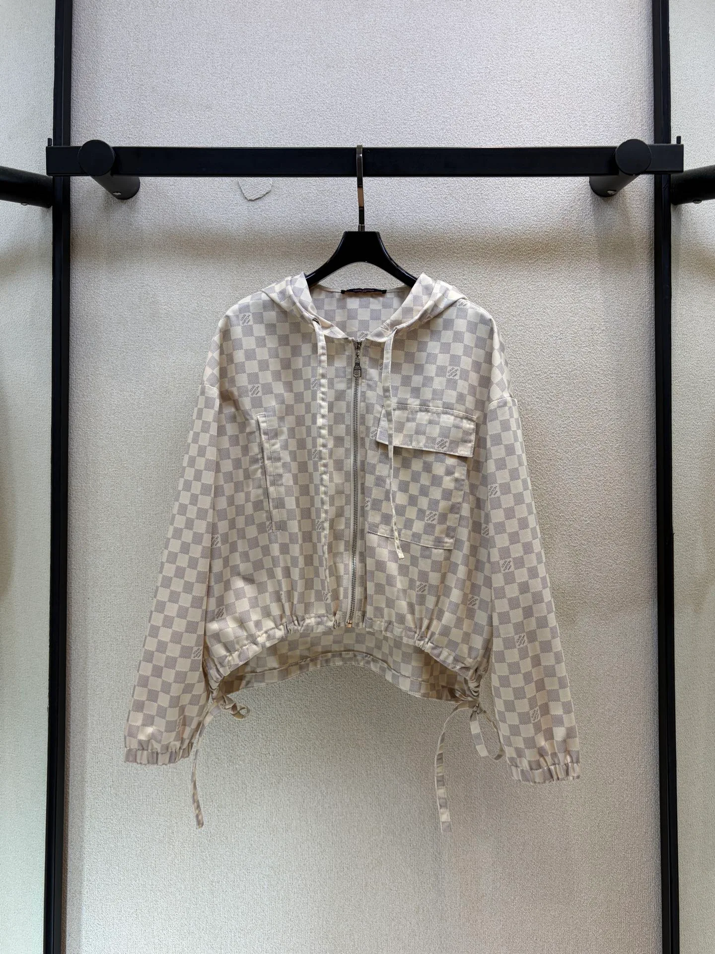 Women's Jackets And Down Jackets LOUIS VUITTON 18203403