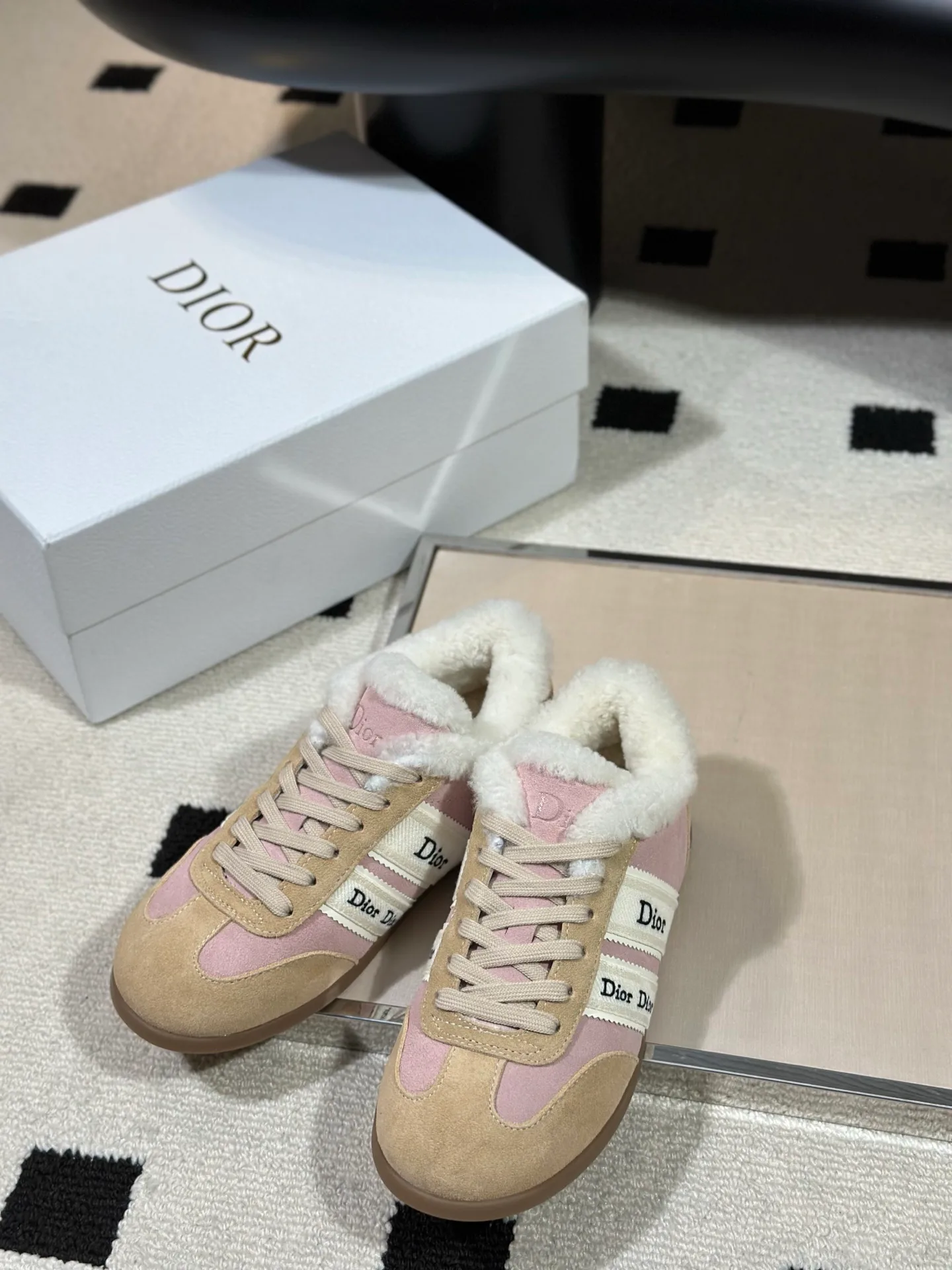 Women's Sneakers CHRISTIAN DIOR 18366774