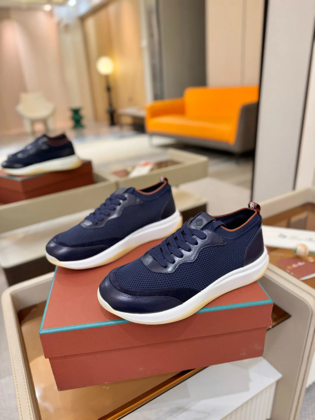 Men's Sneakers LORO PIANA 18039625