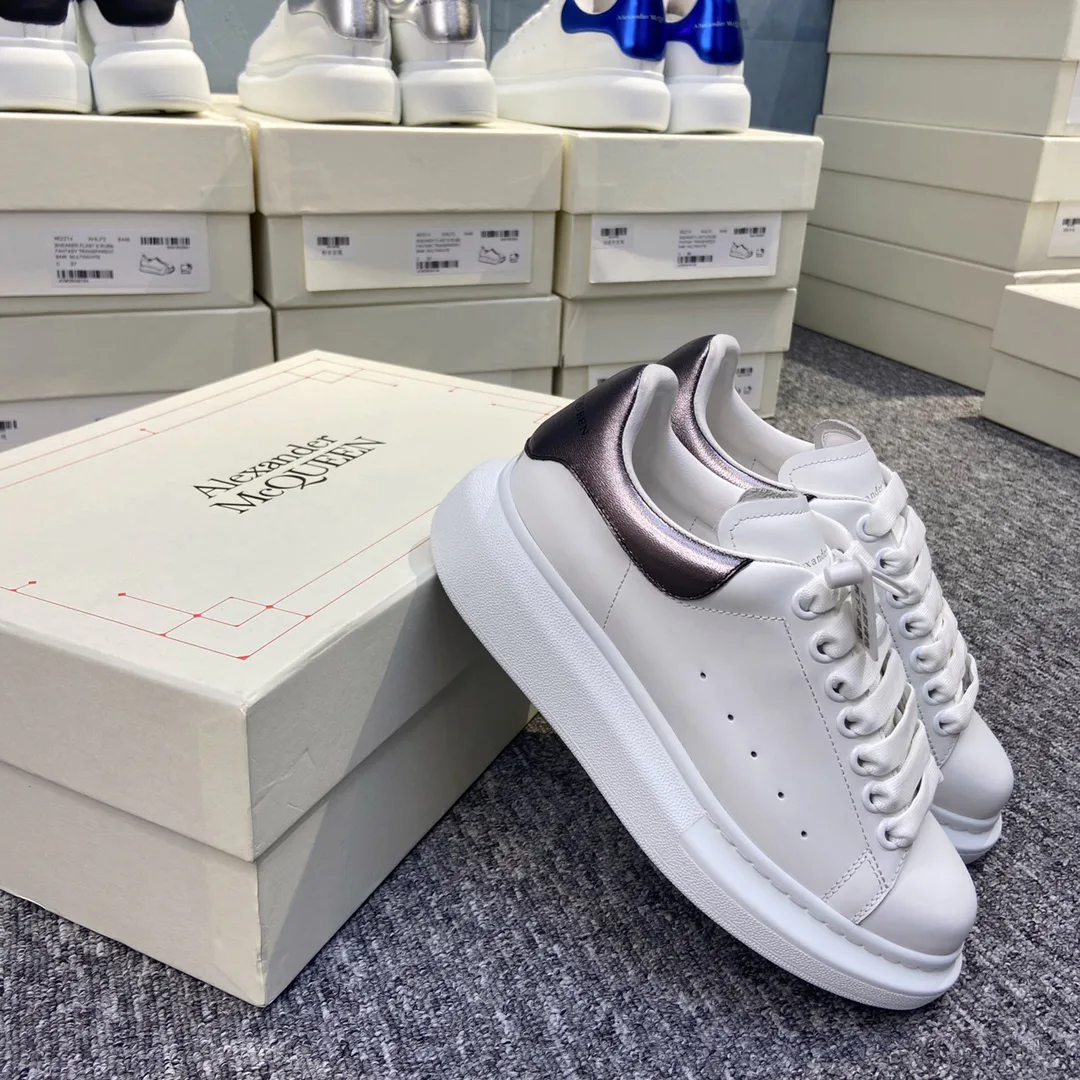 Women's Sneakers ALEXANDER MCQUEEN 17963414