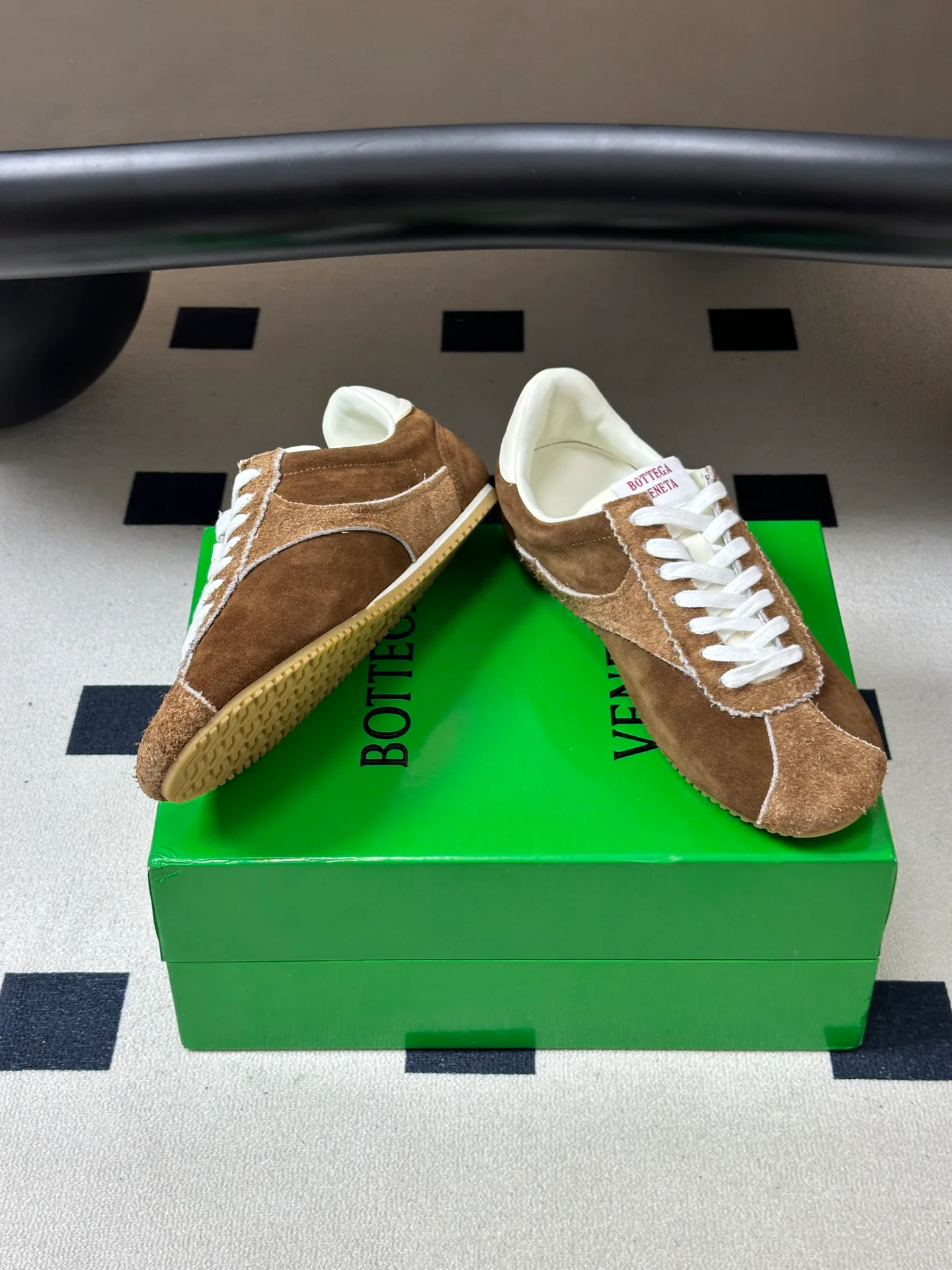 Women's Sneakers BOTTEGA VENETA 18070056