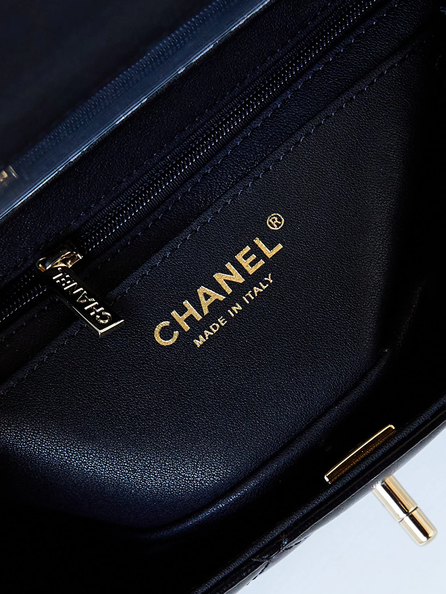 Women's Classic Handbags CHANEL 18065850