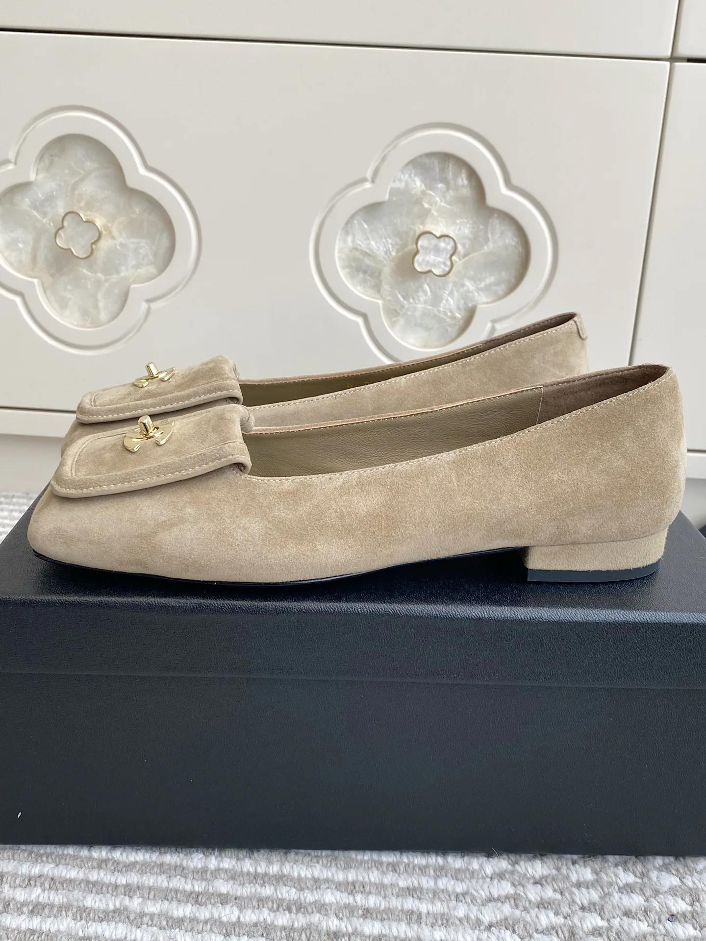Women's Ballet Flats CHANEL 16932214