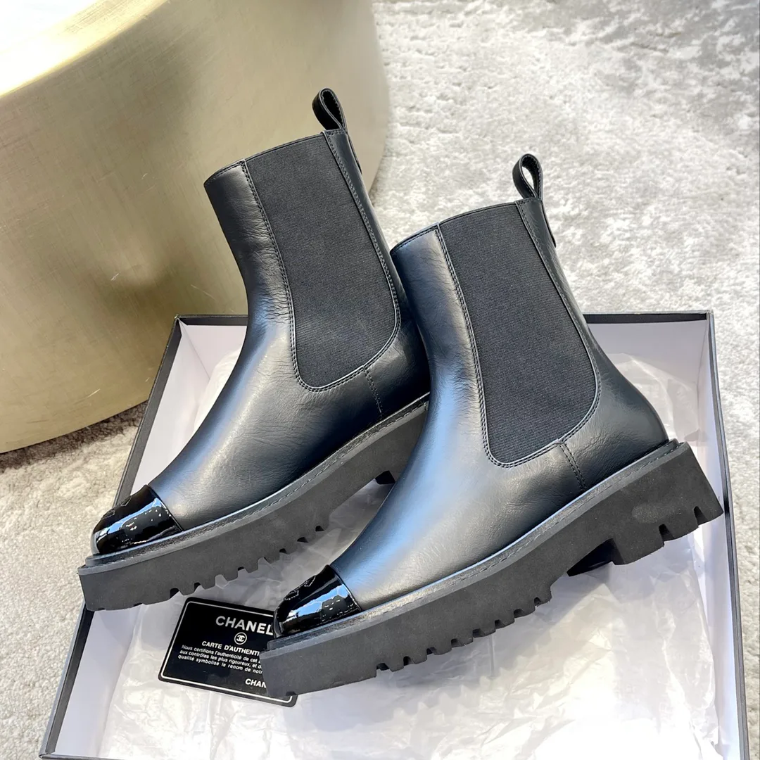 Women's Ankle Boots CHANEL 18154599