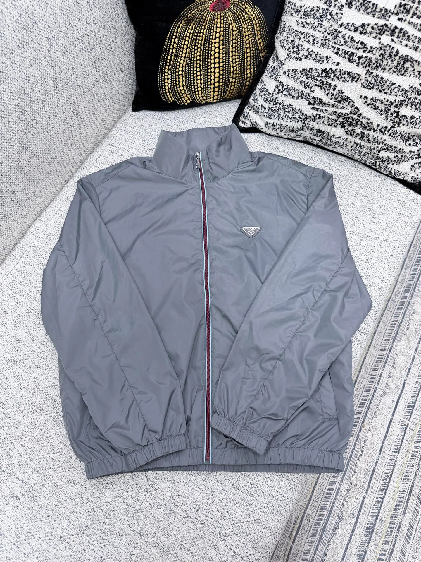 Men's Jackets And Down Jackets PRADA 18073970