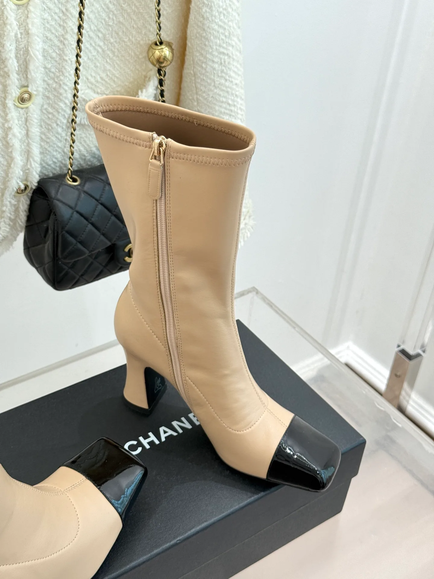 Сапоги Женские Chanel 18582923