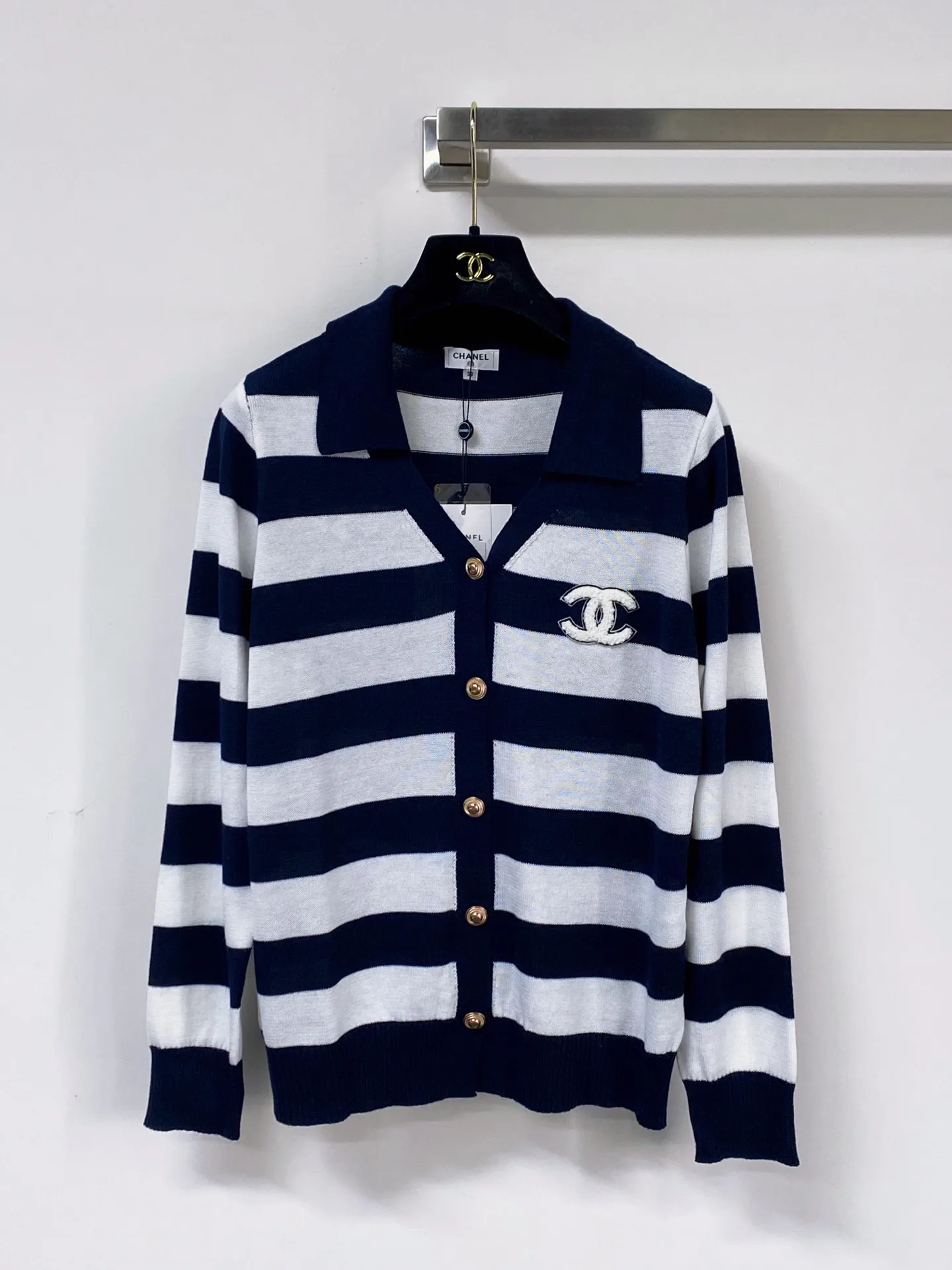 Women's Jumpers And Sweaters CHANEL 18031363