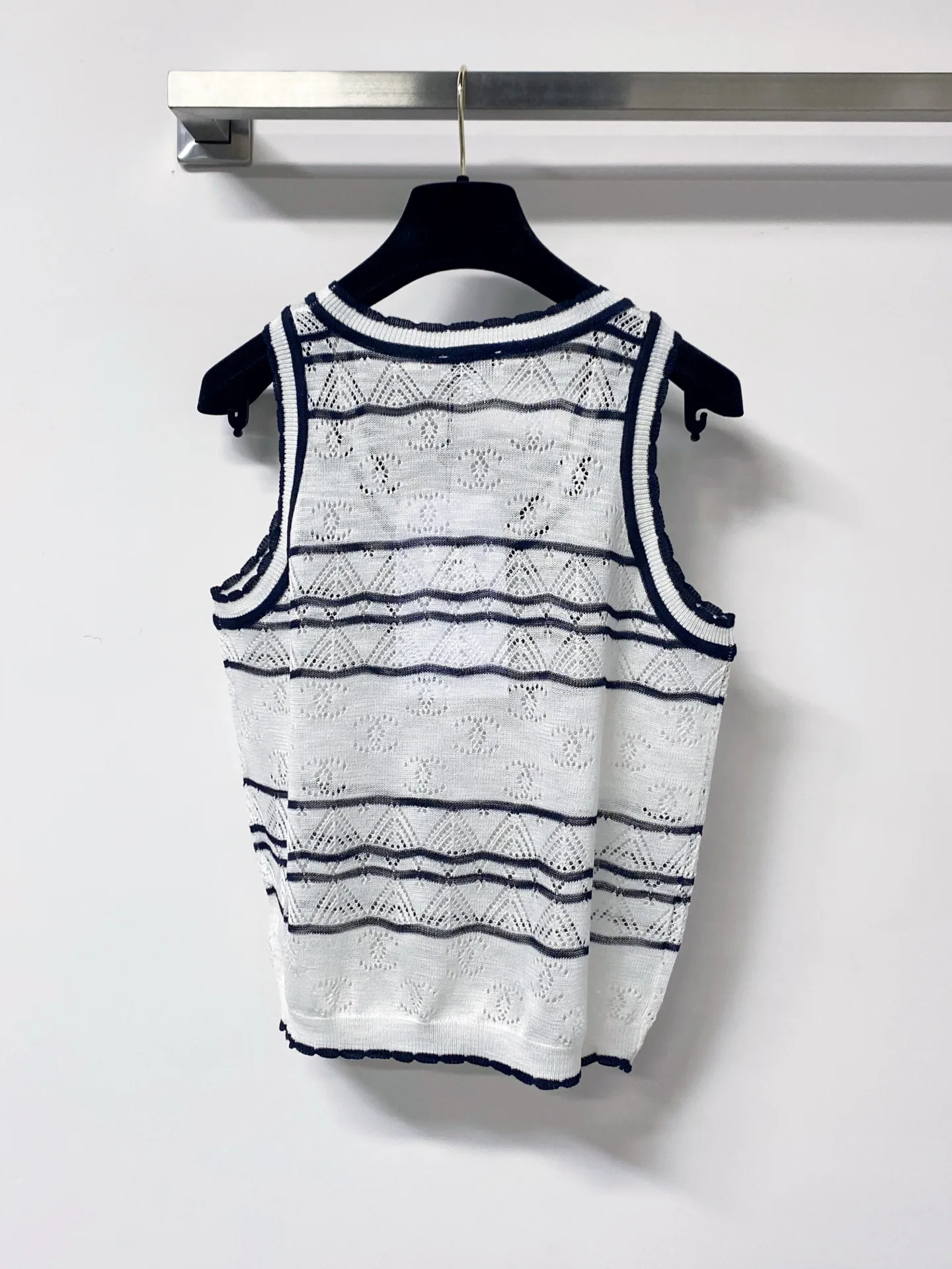Women's Vests CHANEL 17302093