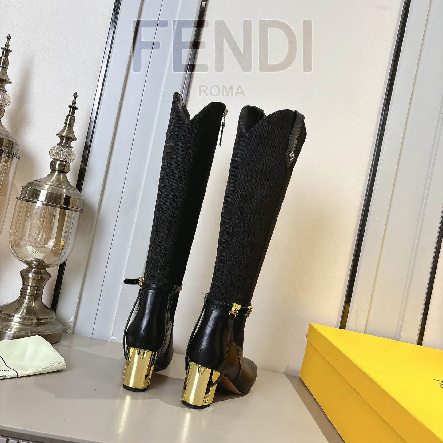 Women's Boots FENDI 18247881