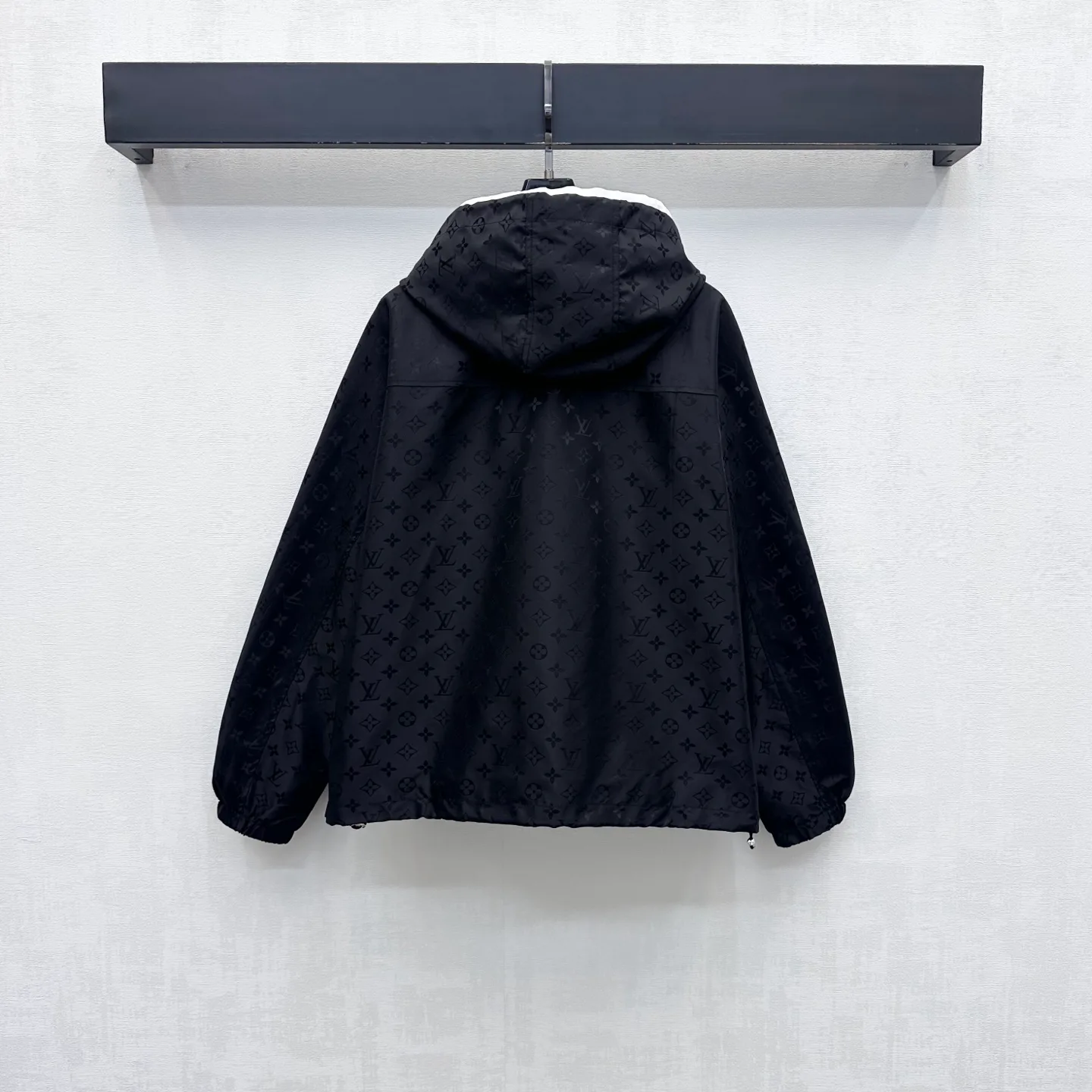 Women's Jackets And Down Jackets LOUIS VUITTON 18555703