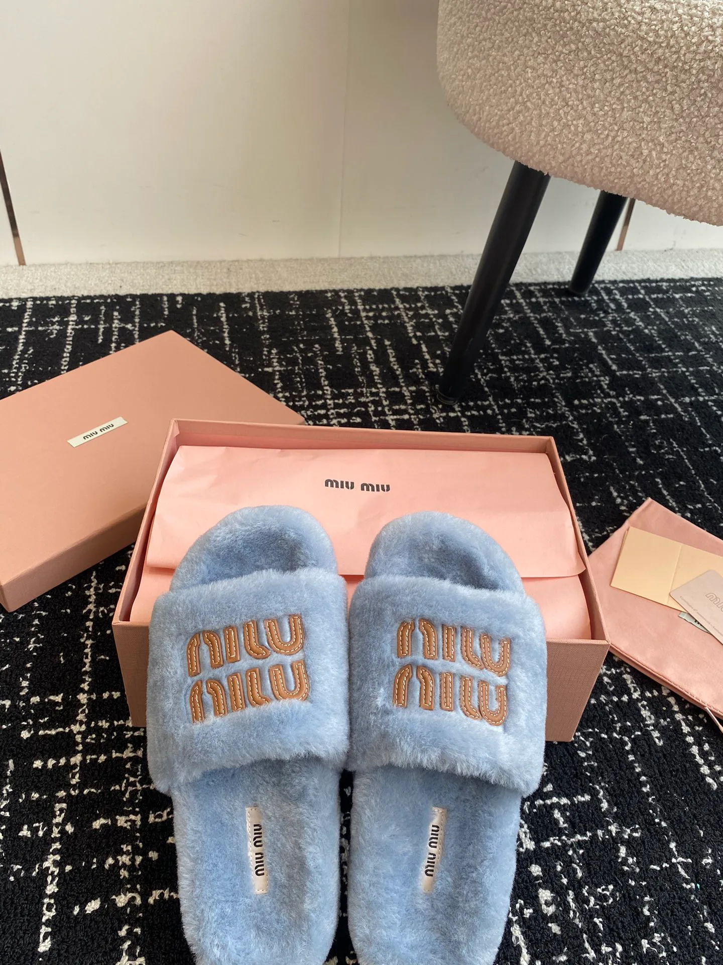 Women's Slippers MIU MIU 18241531
