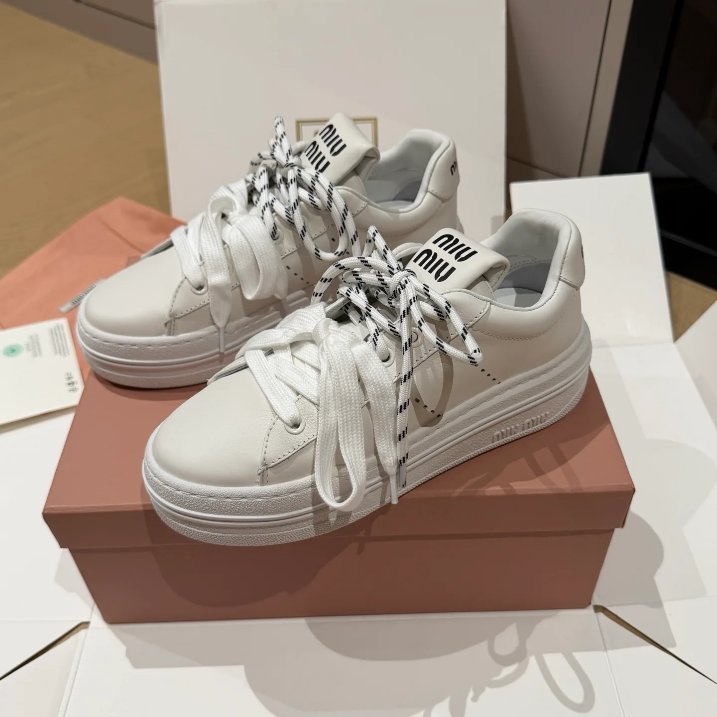 Women's Sneakers MIU MIU 18121455