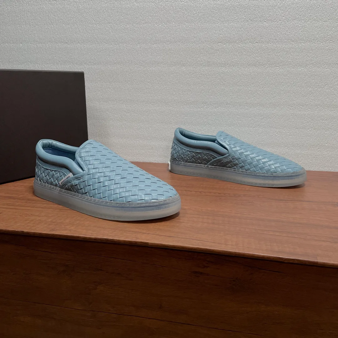 Men's Sneakers BOTTEGA VENETA 17954822