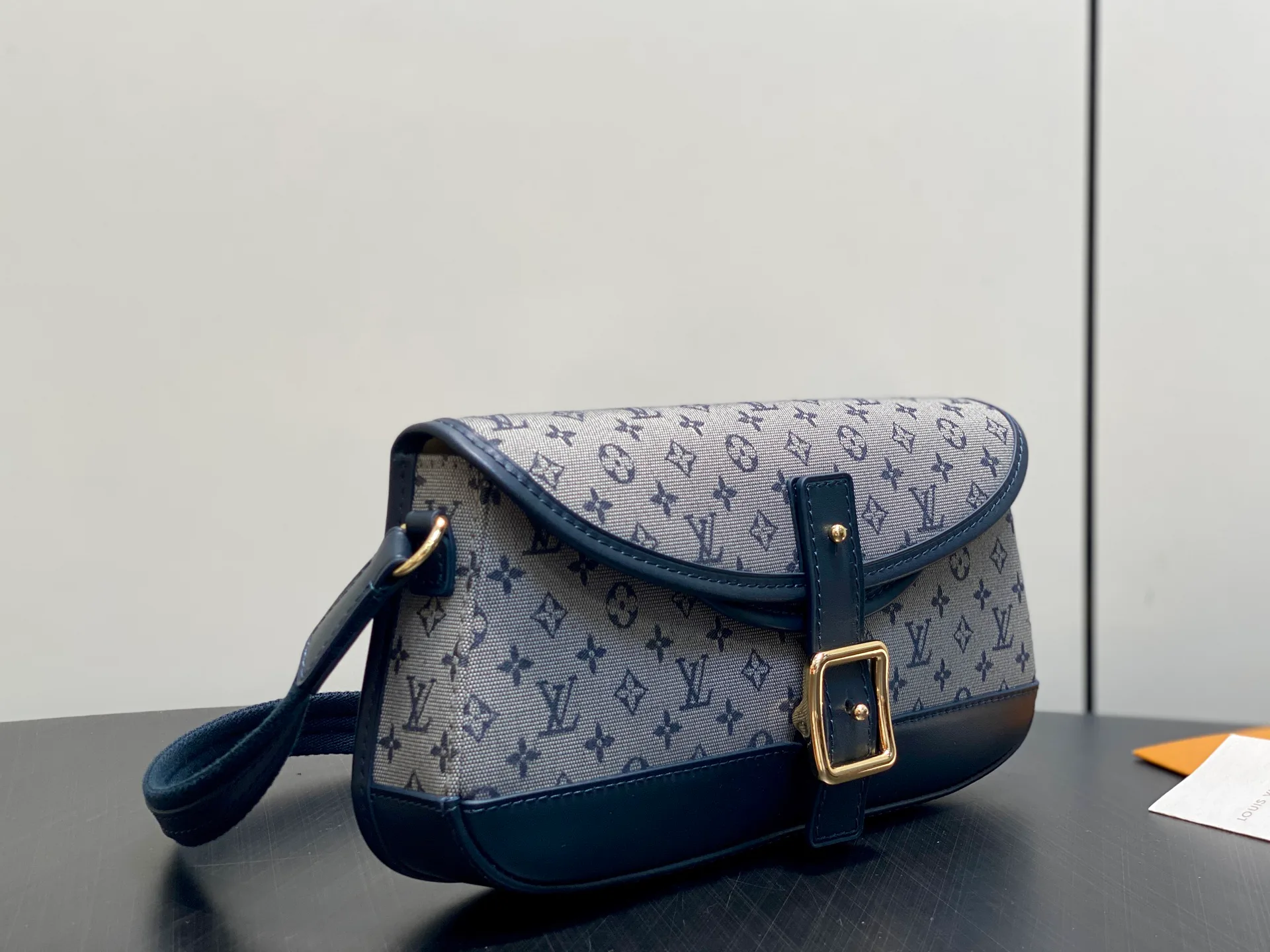 Women's Classic Handbags LOUIS VUITTON 17838909