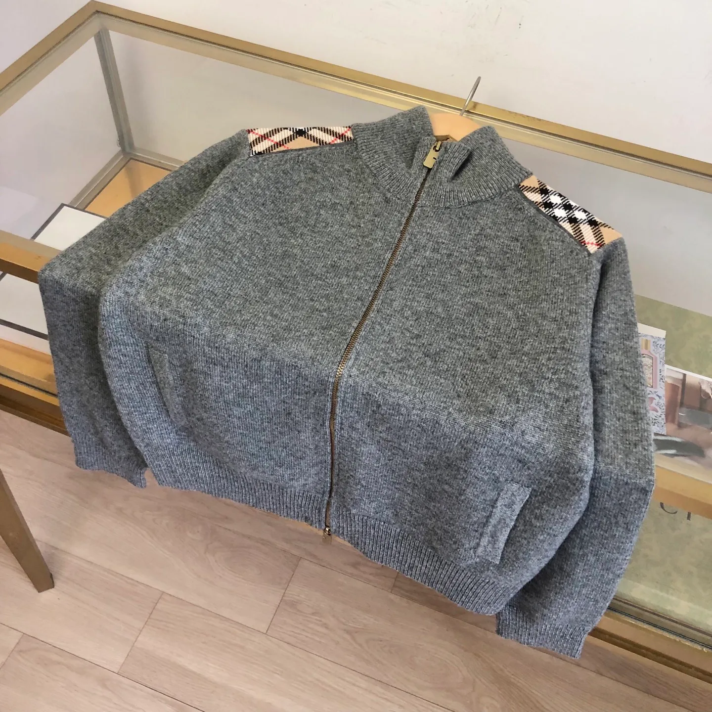 Women's Jumpers And Sweaters BURBERRY 17397322