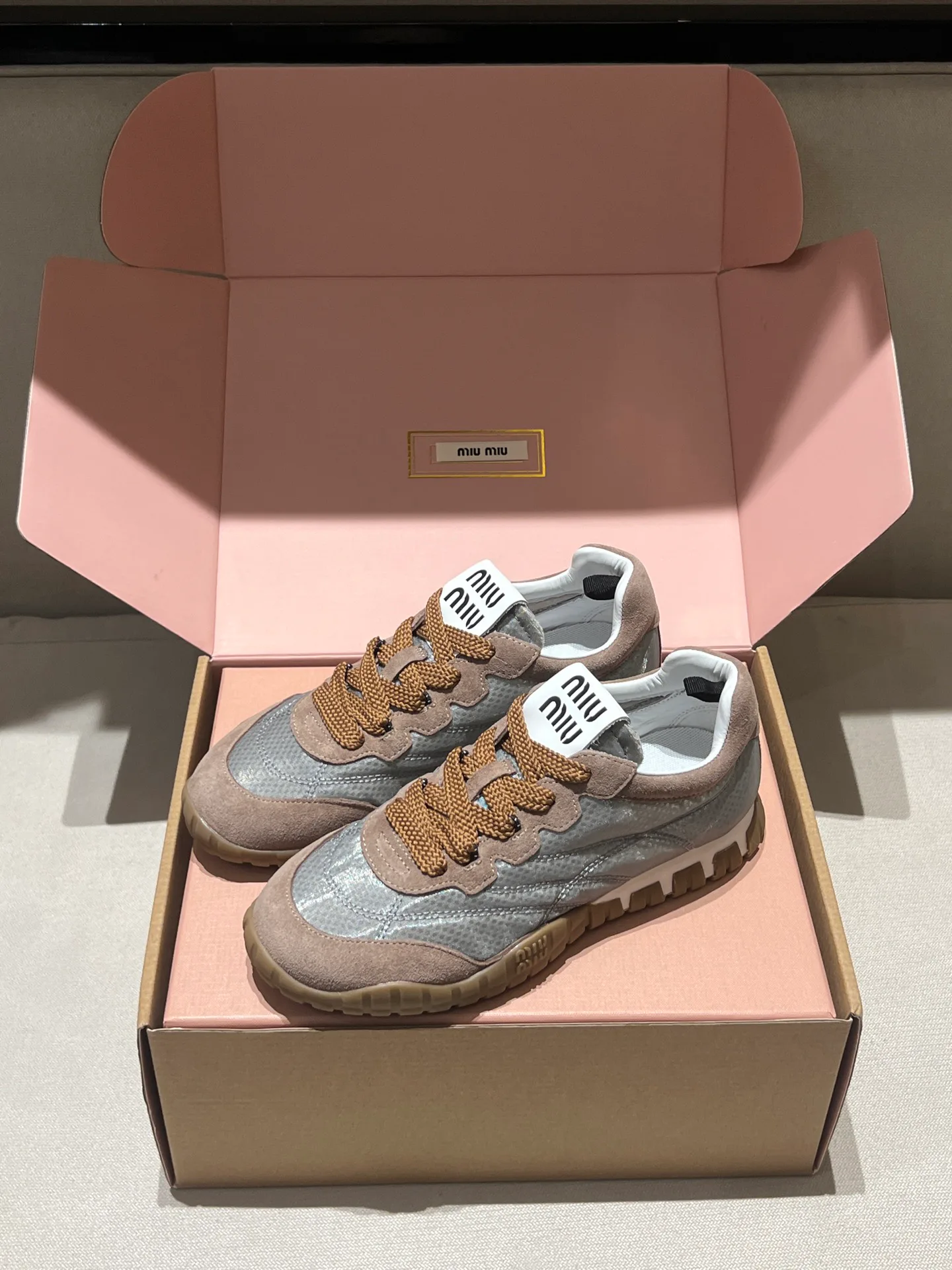 Women's Sneakers MIU MIU 18020564