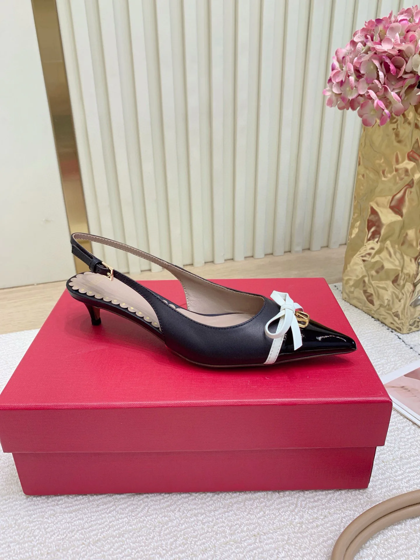 Women's Heels VALENTINO 17963013