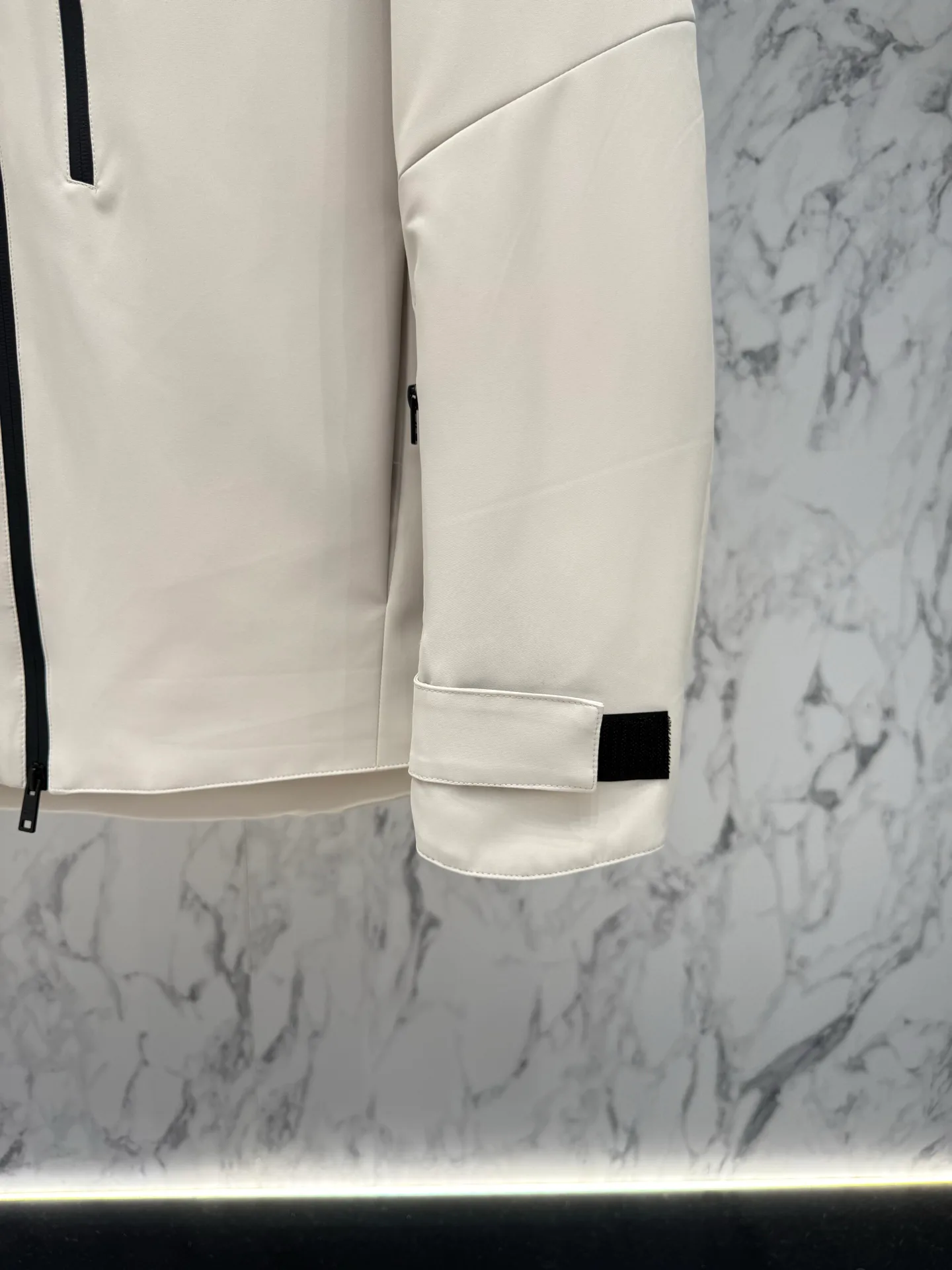 Women's Jackets And Down Jackets PRADA 18046486