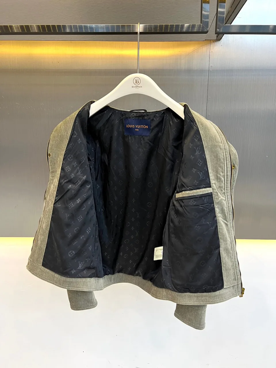 Men's Jackets And Down Jackets LOUIS VUITTON 18416781