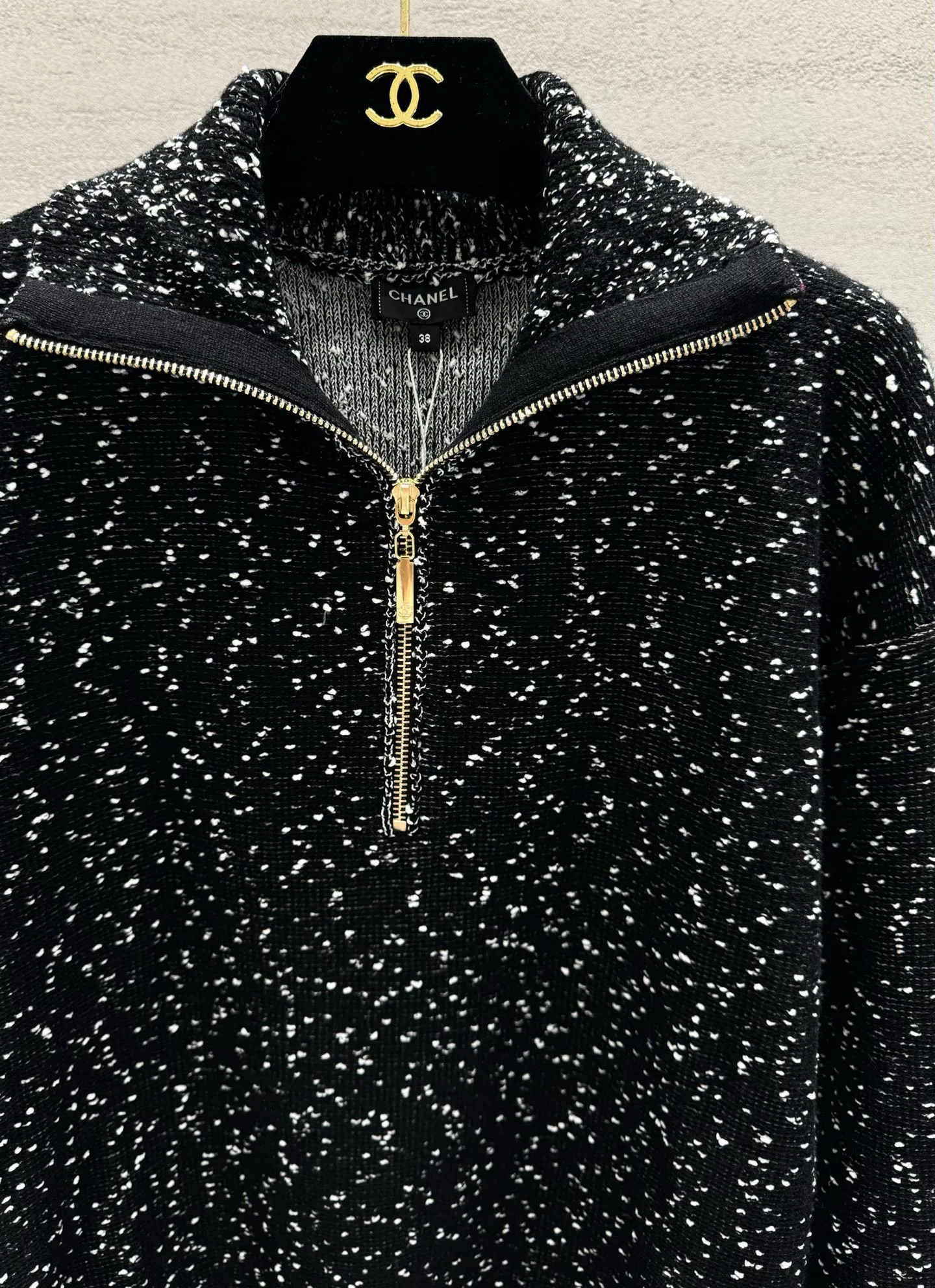 Women's Jumpers And Sweaters CHANEL 17909642