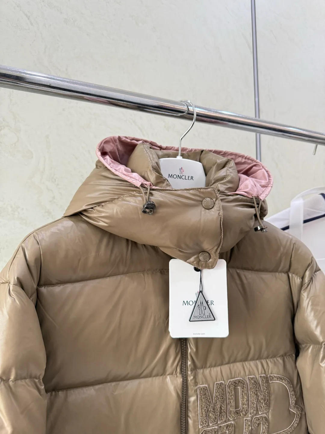 Куртки И Пуховики Мужские Moncler 18683791