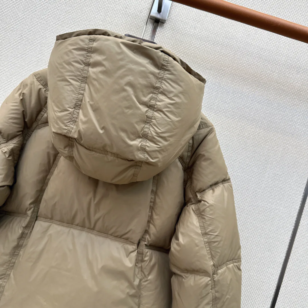 Women's Jackets And Down Jackets CELINE 18108230