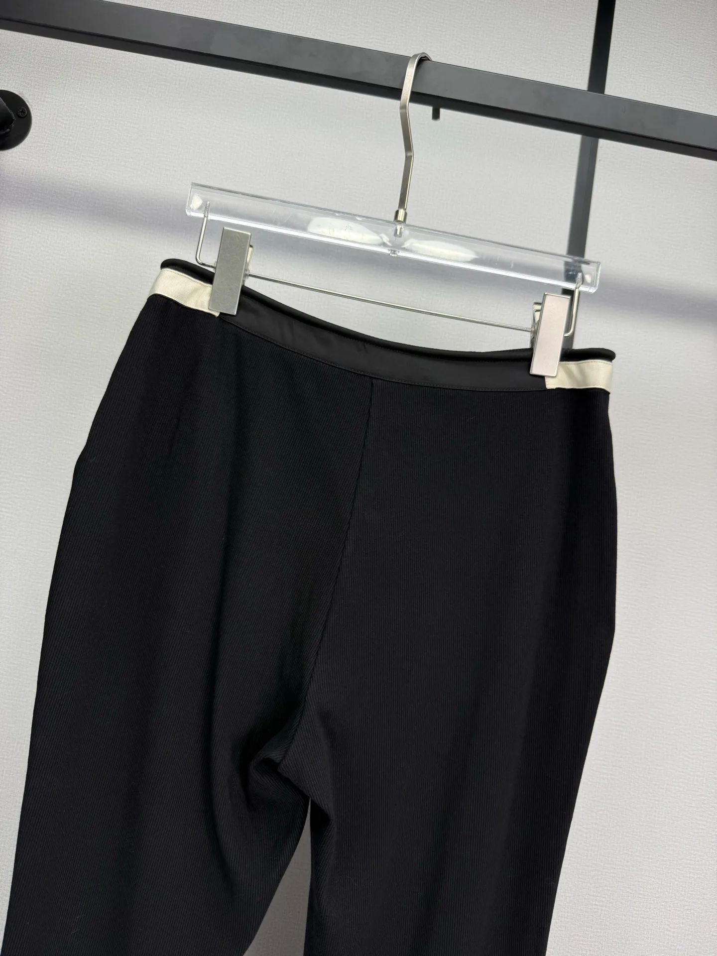 Women's Trousers LOUIS VUITTON 18022319
