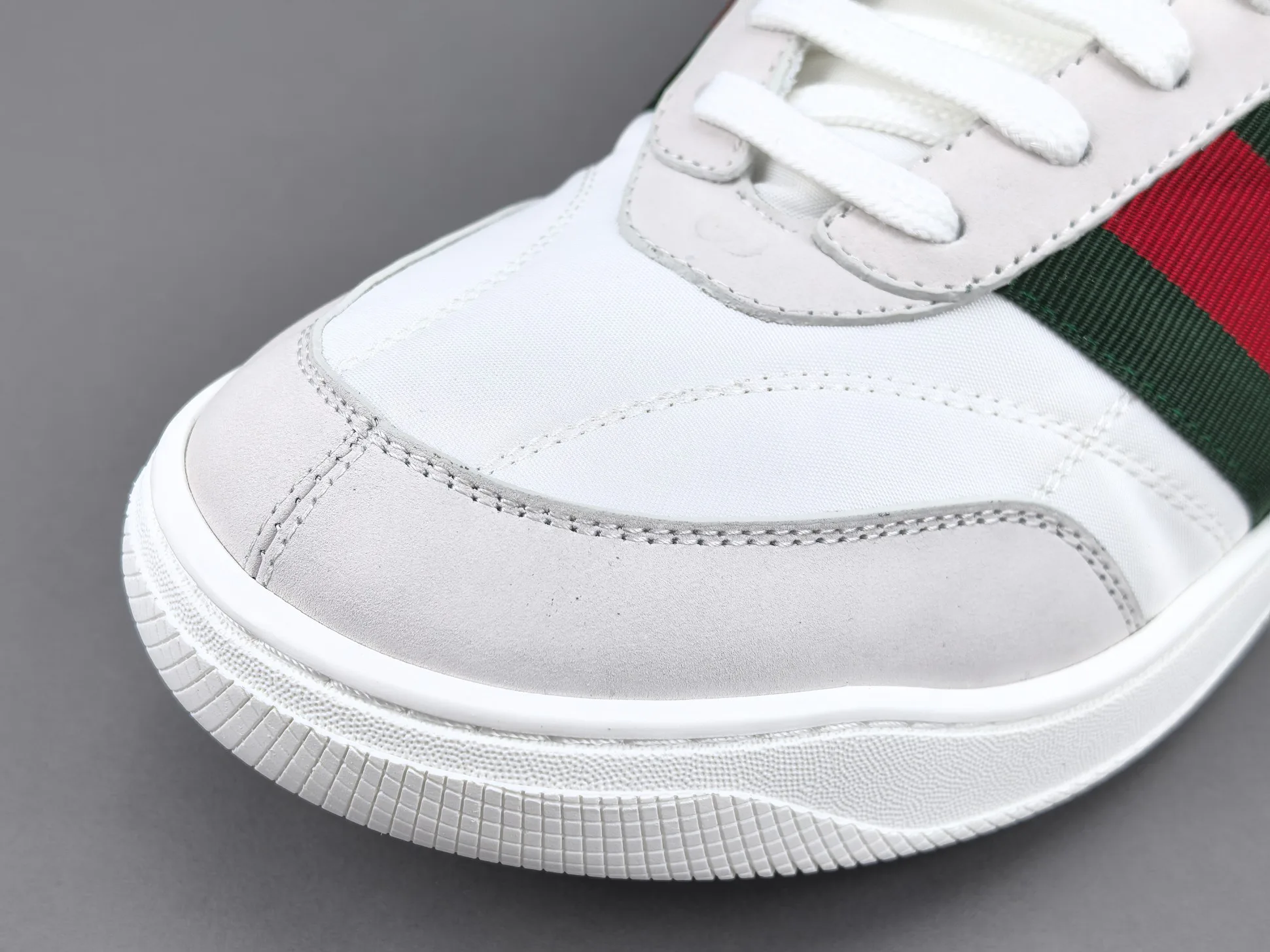 Women's Sneakers GUCCI 18552279