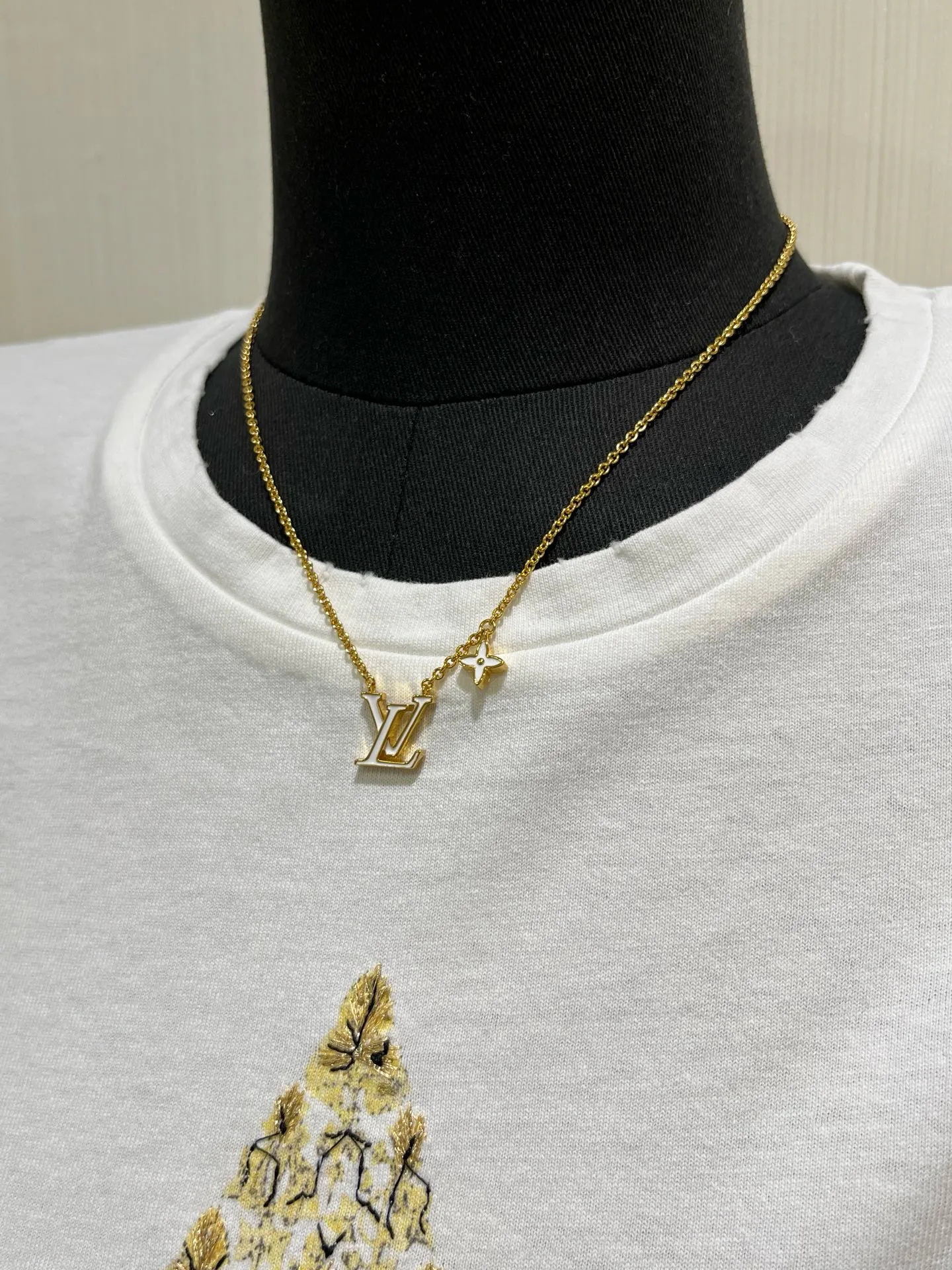 Jewelry LOUIS VUITTON 17819352