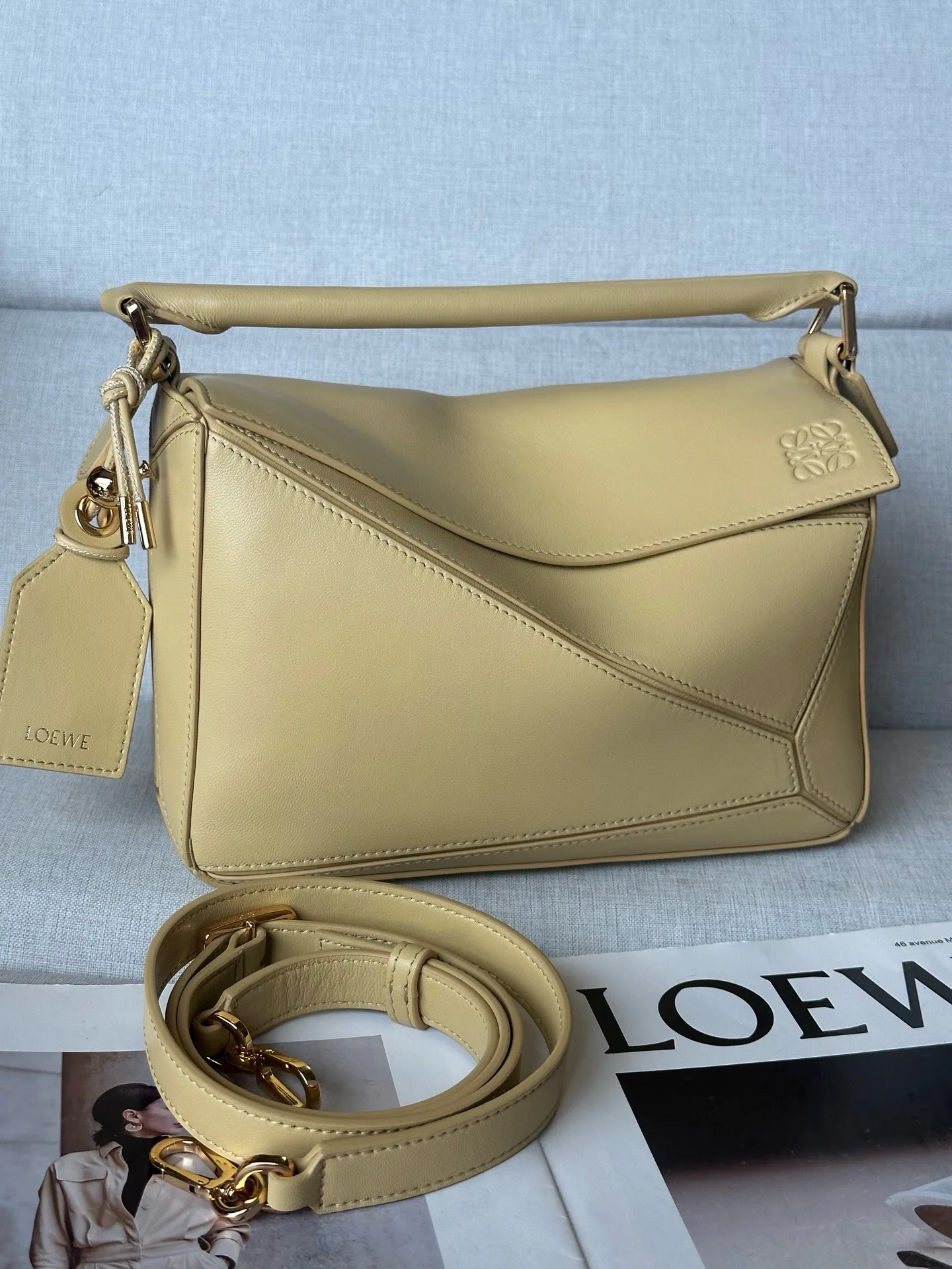 Women's Classic Handbags LOEWE 18434826