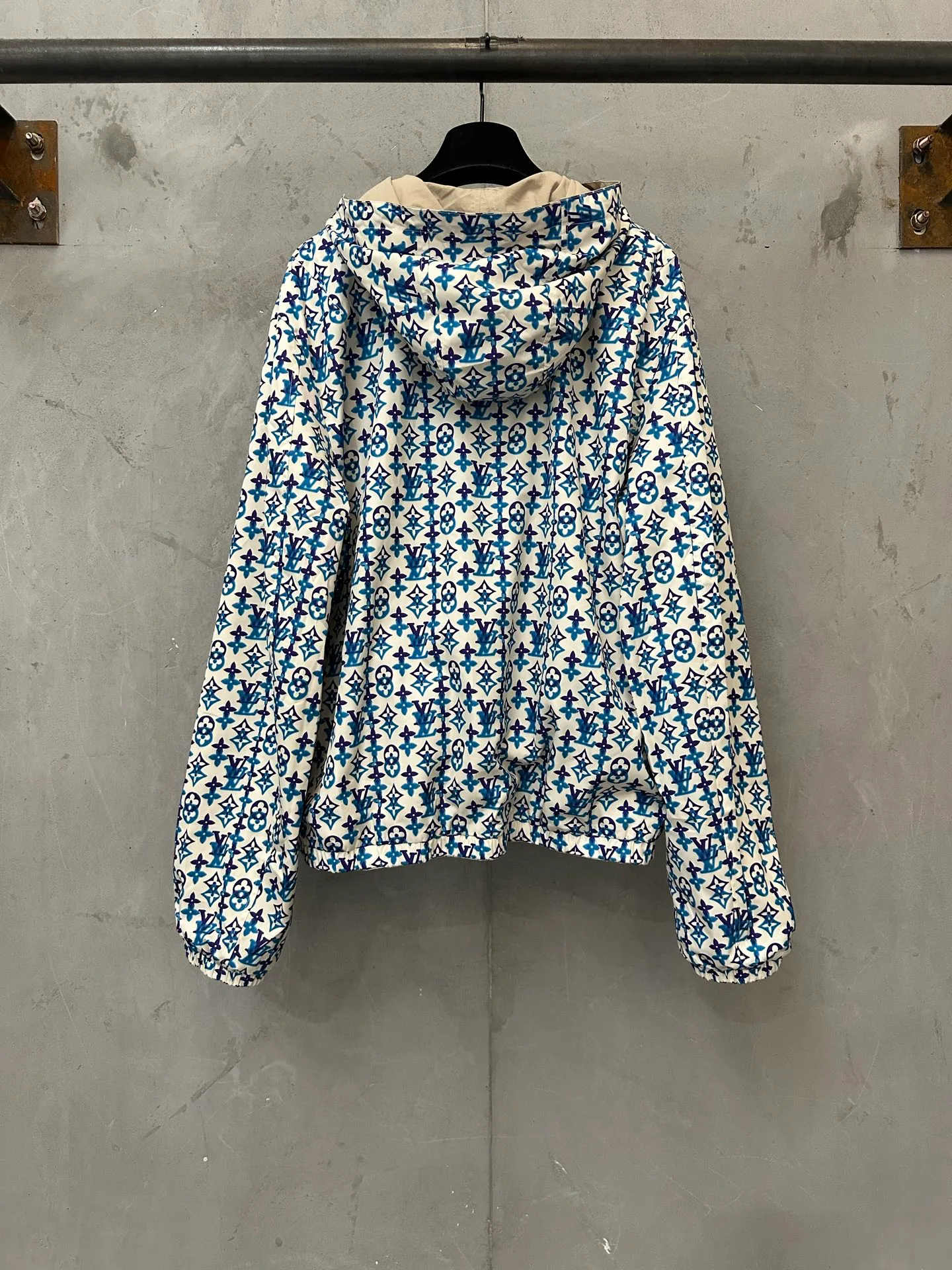 Men's Jackets And Down Jackets LOUIS VUITTON 18179305