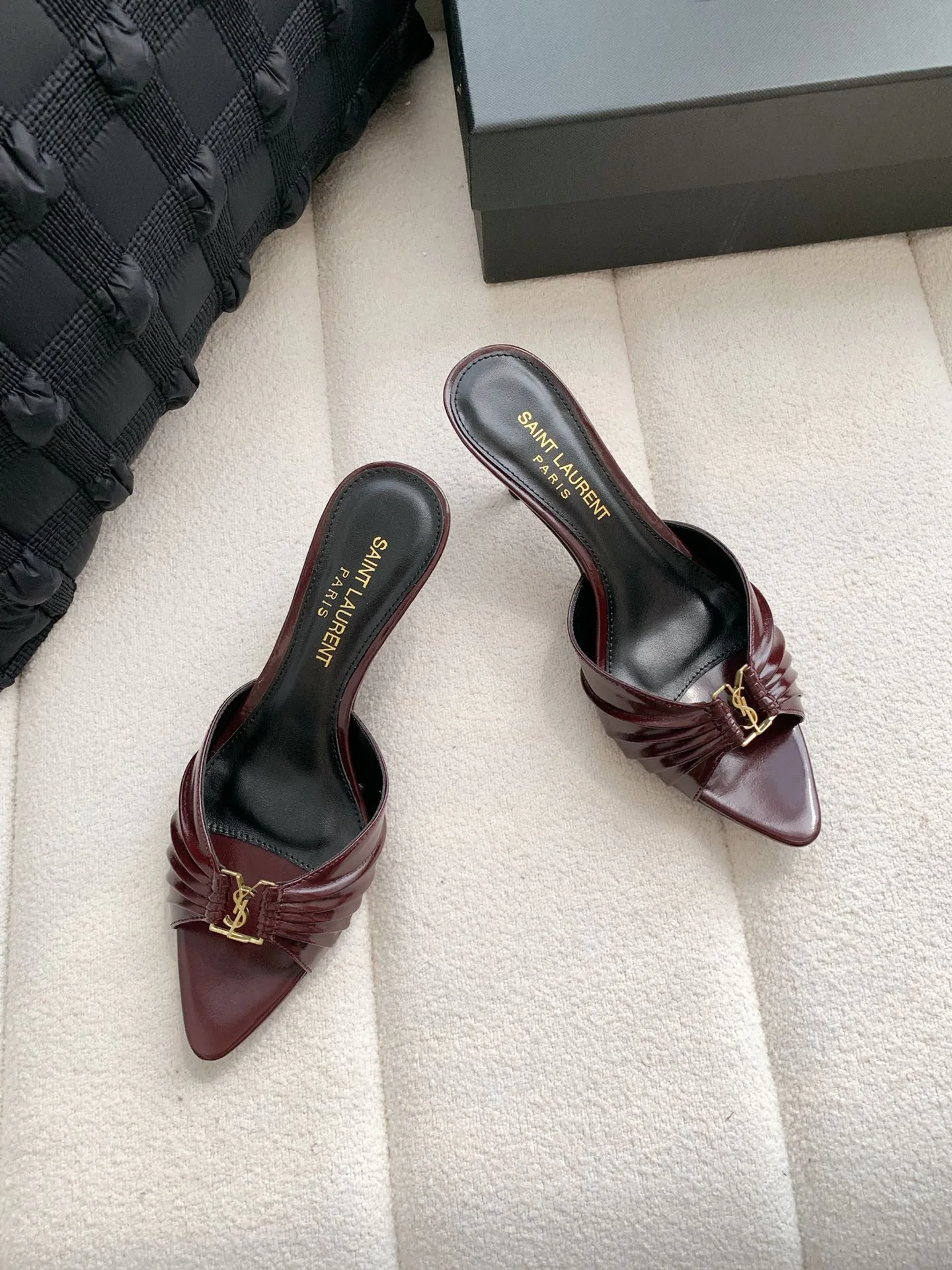 Women's Mules And Clogs SAINT LAURENT 17371746