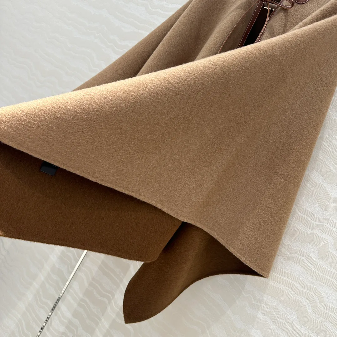 Women's Coats LORO PIANA 18012974