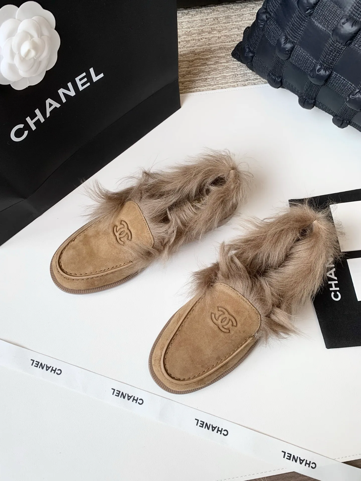 Women's Loafers And Moccasins CHANEL 18424298