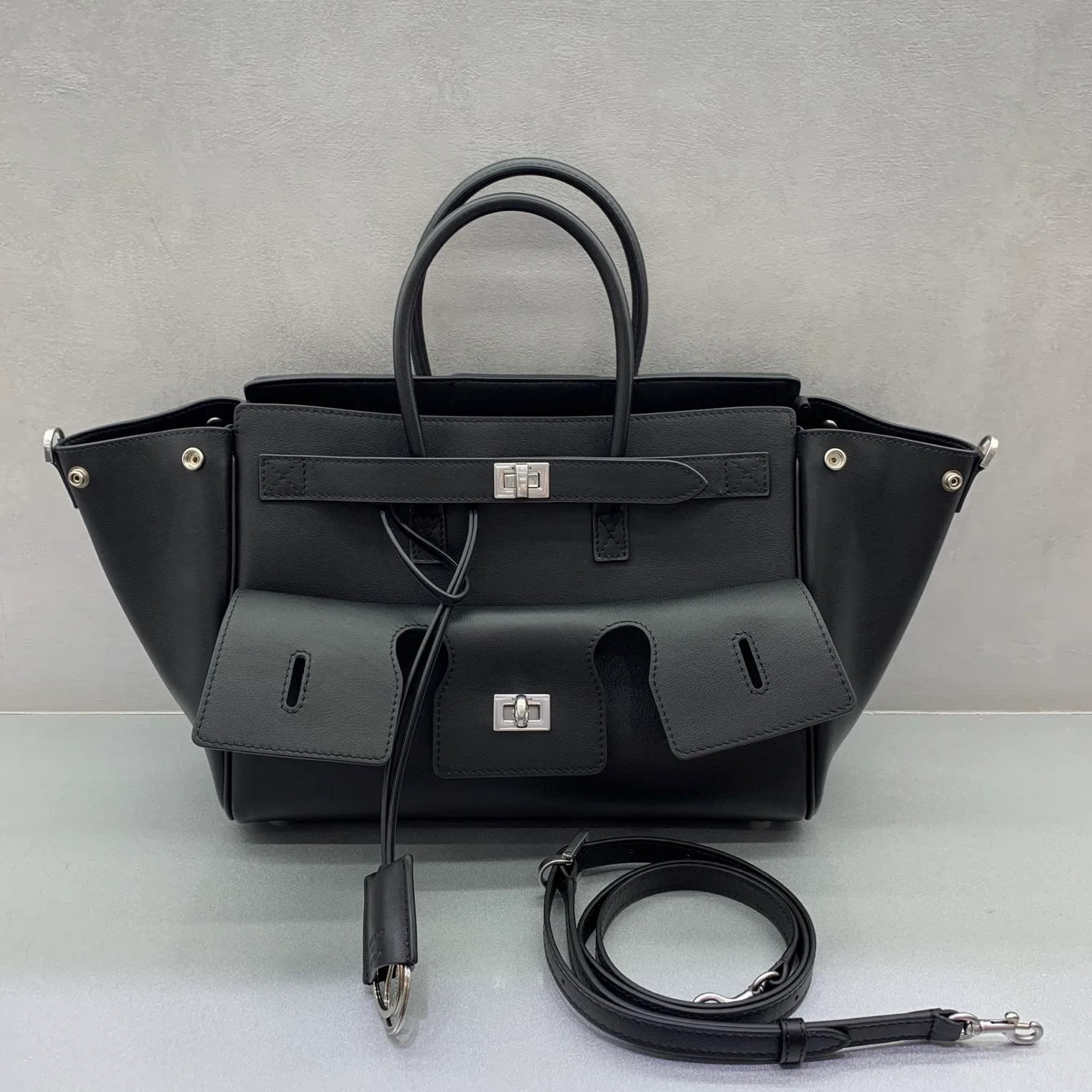 Women's Classic Handbags BALENCIAGA 18205722