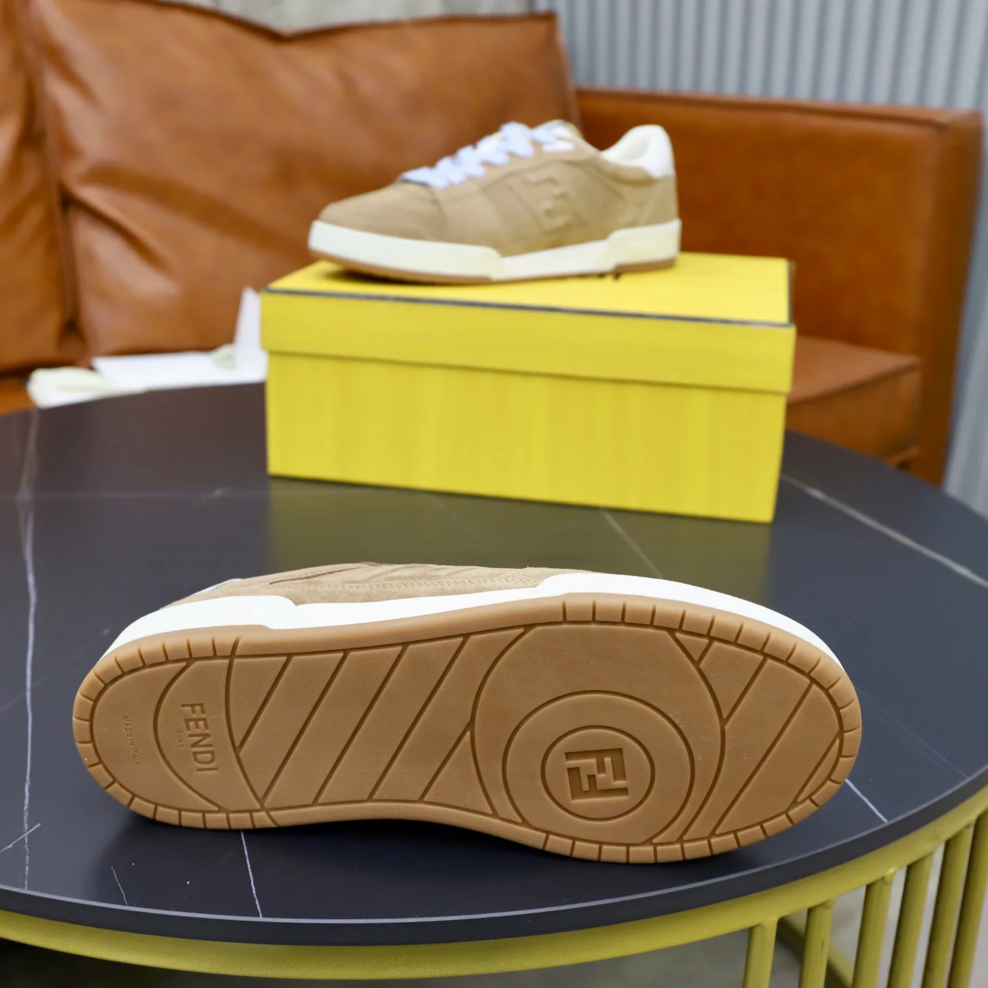 Women's Sneakers FENDI 18516277